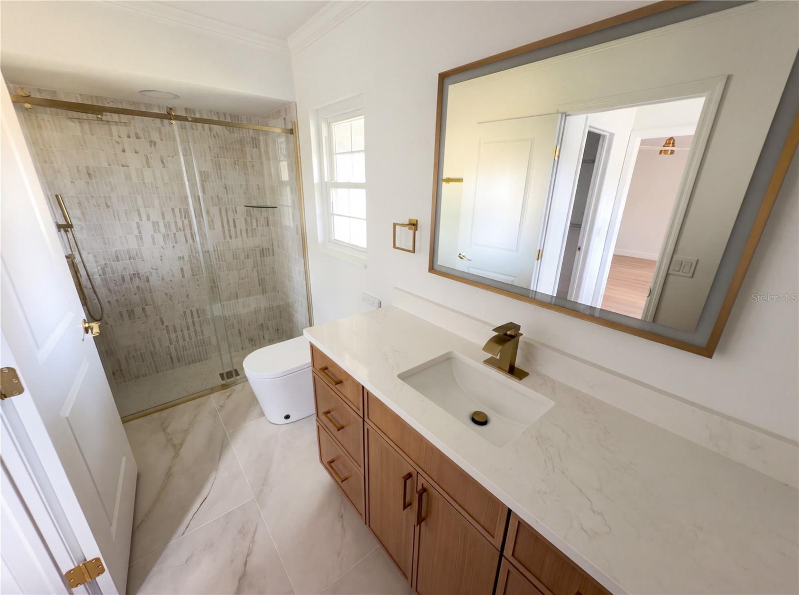 Image 25 of 38 For 51 Oakleigh Lane