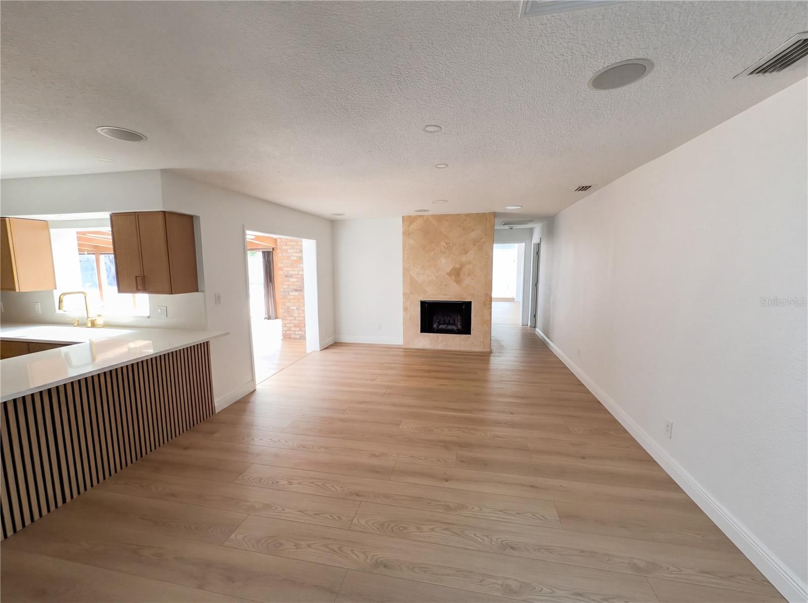 Image 3 of 38 For 51 Oakleigh Lane