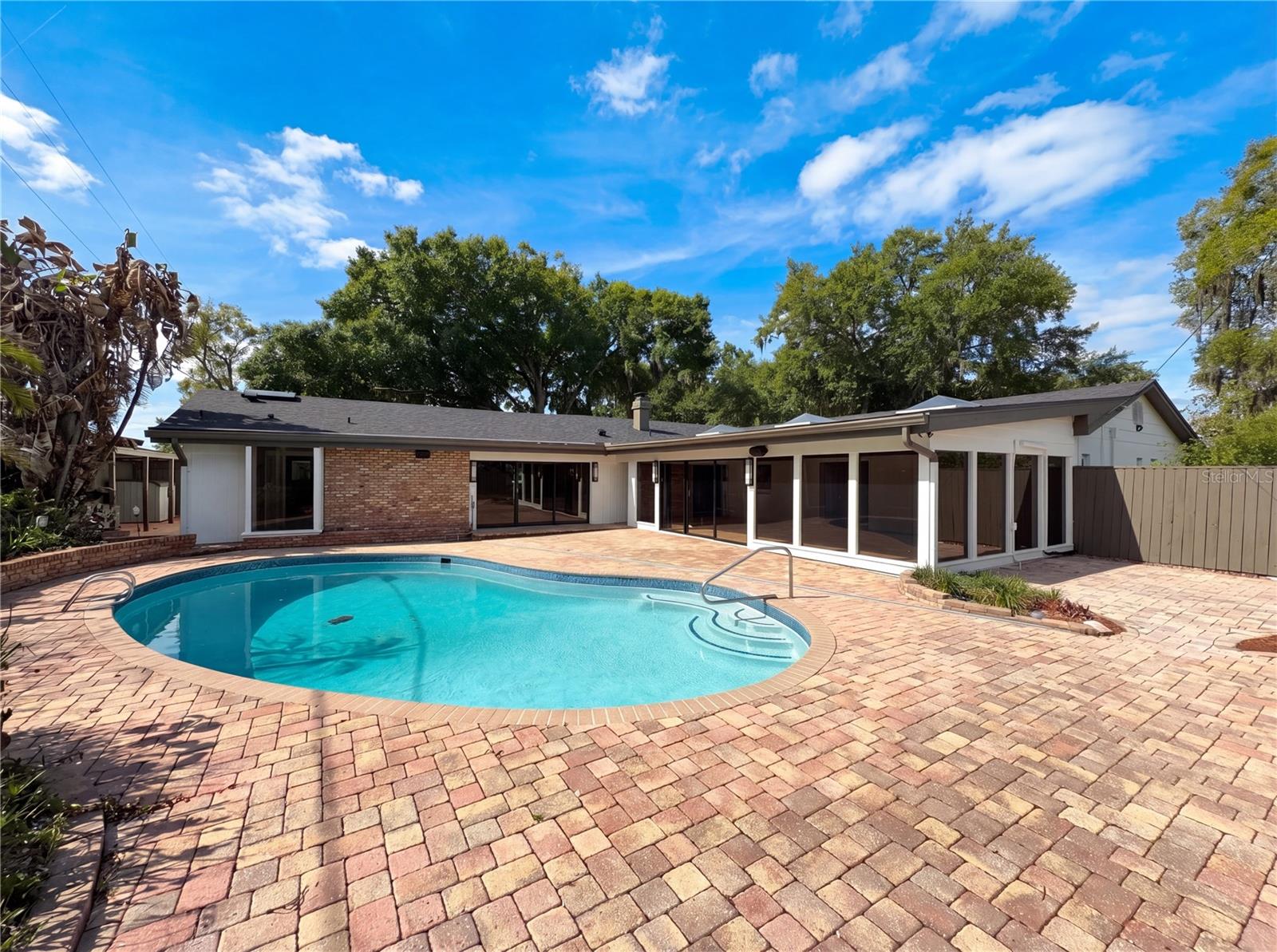 Image 5 of 38 For 51 Oakleigh Lane