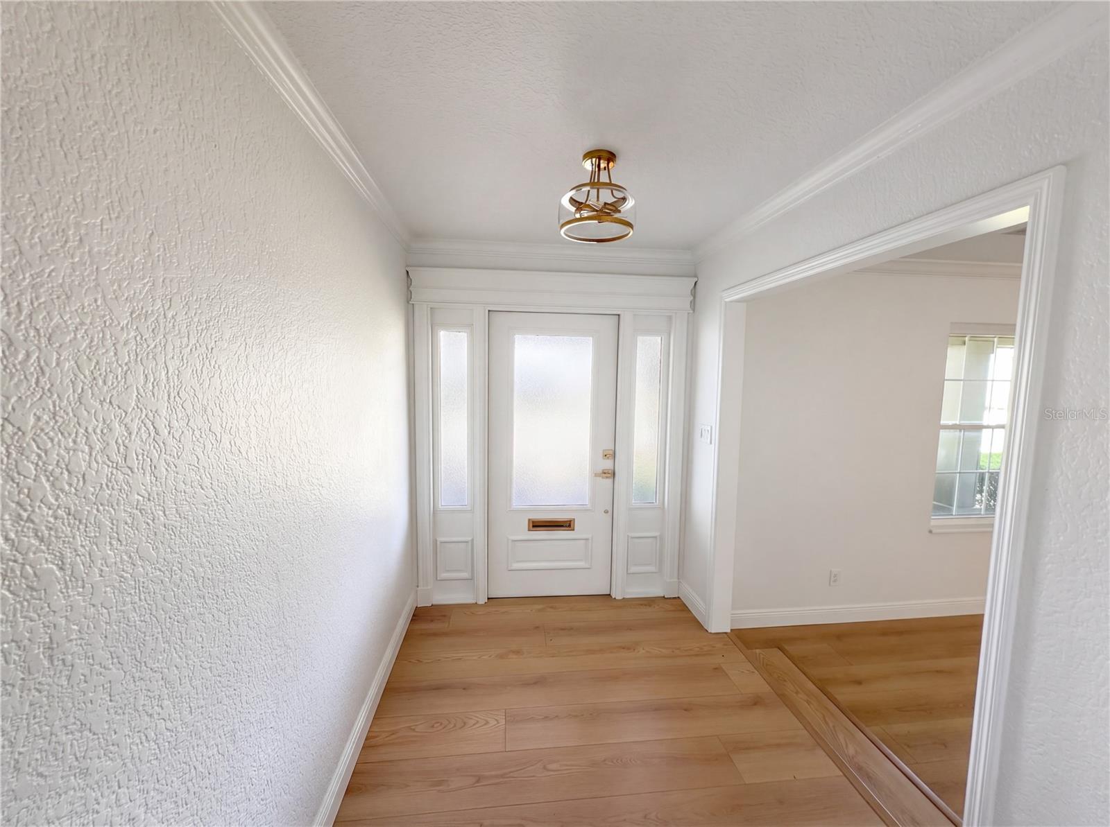 Image 8 of 38 For 51 Oakleigh Lane