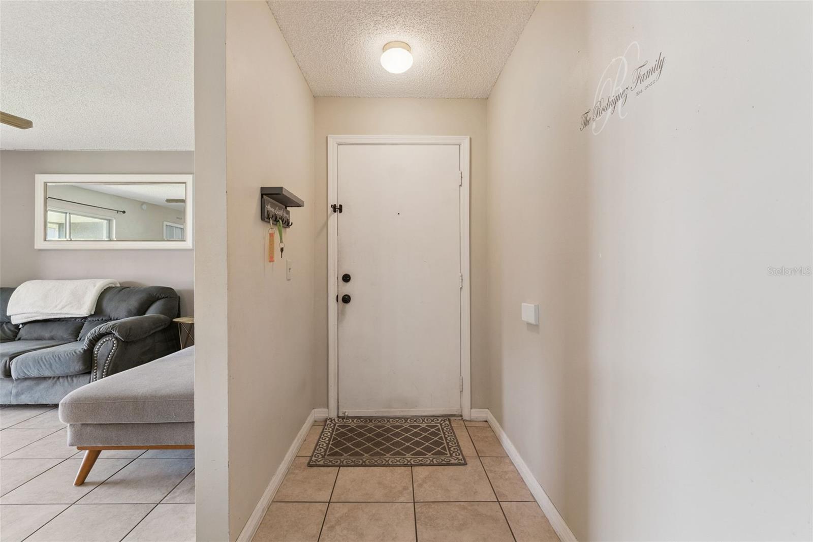 Image 4 of 25 For 4202 Pershing Pointe Place 7