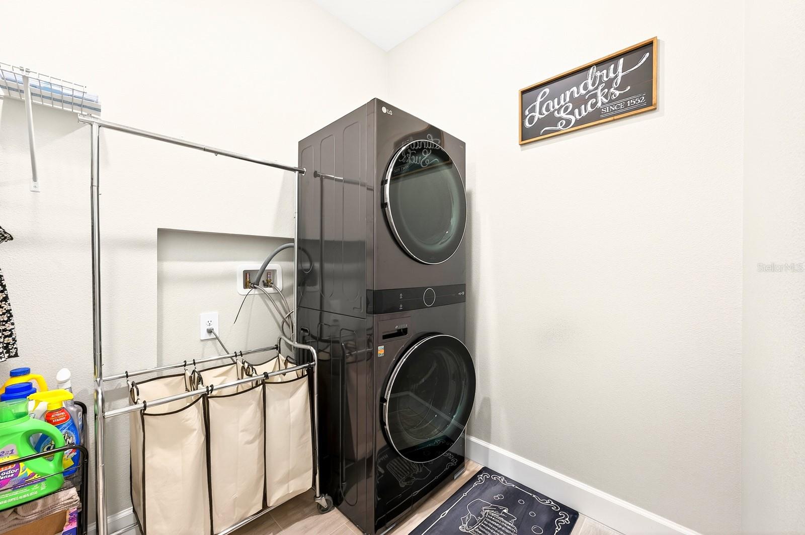 Image 23 of 51 For 1188 Waterview Ridge Circle