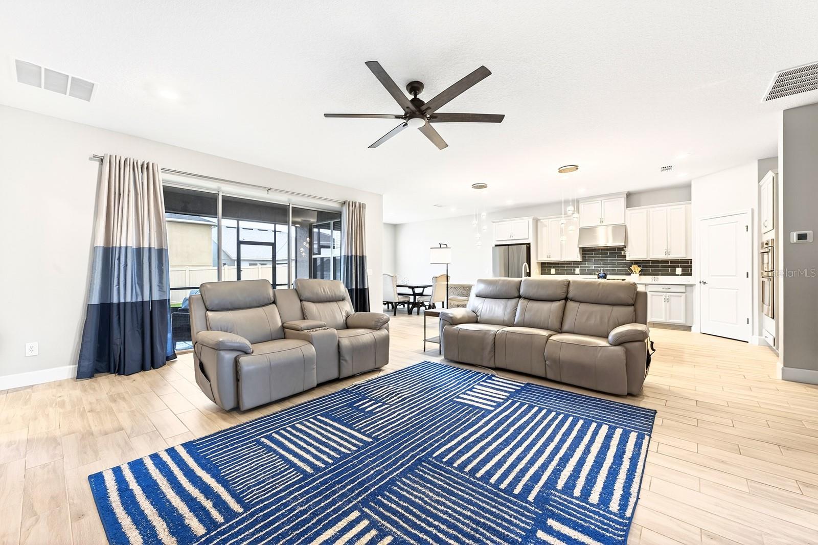 Image 6 of 51 For 1188 Waterview Ridge Circle