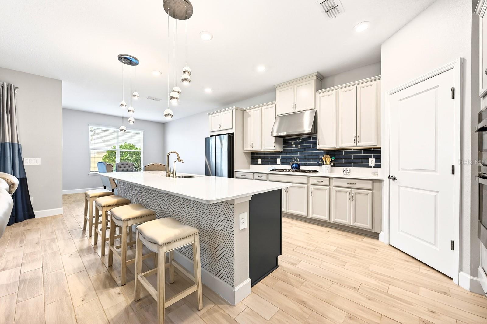 Image 7 of 51 For 1188 Waterview Ridge Circle