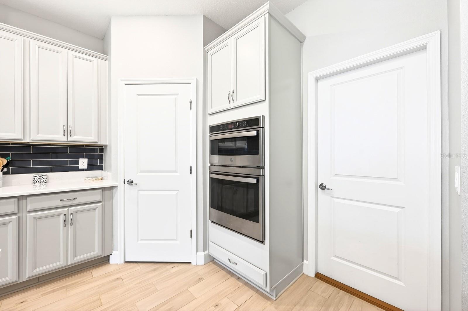 Image 9 of 51 For 1188 Waterview Ridge Circle