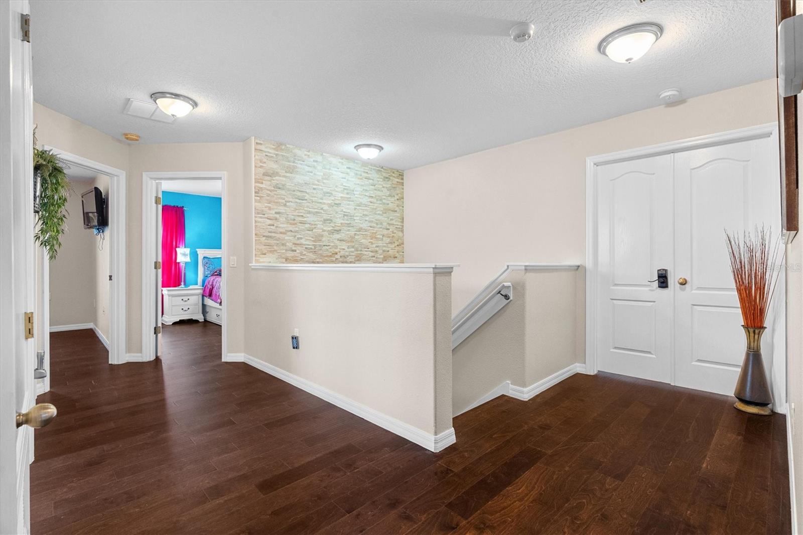 Image 24 of 43 For 12955 Moss Park Ridge Drive