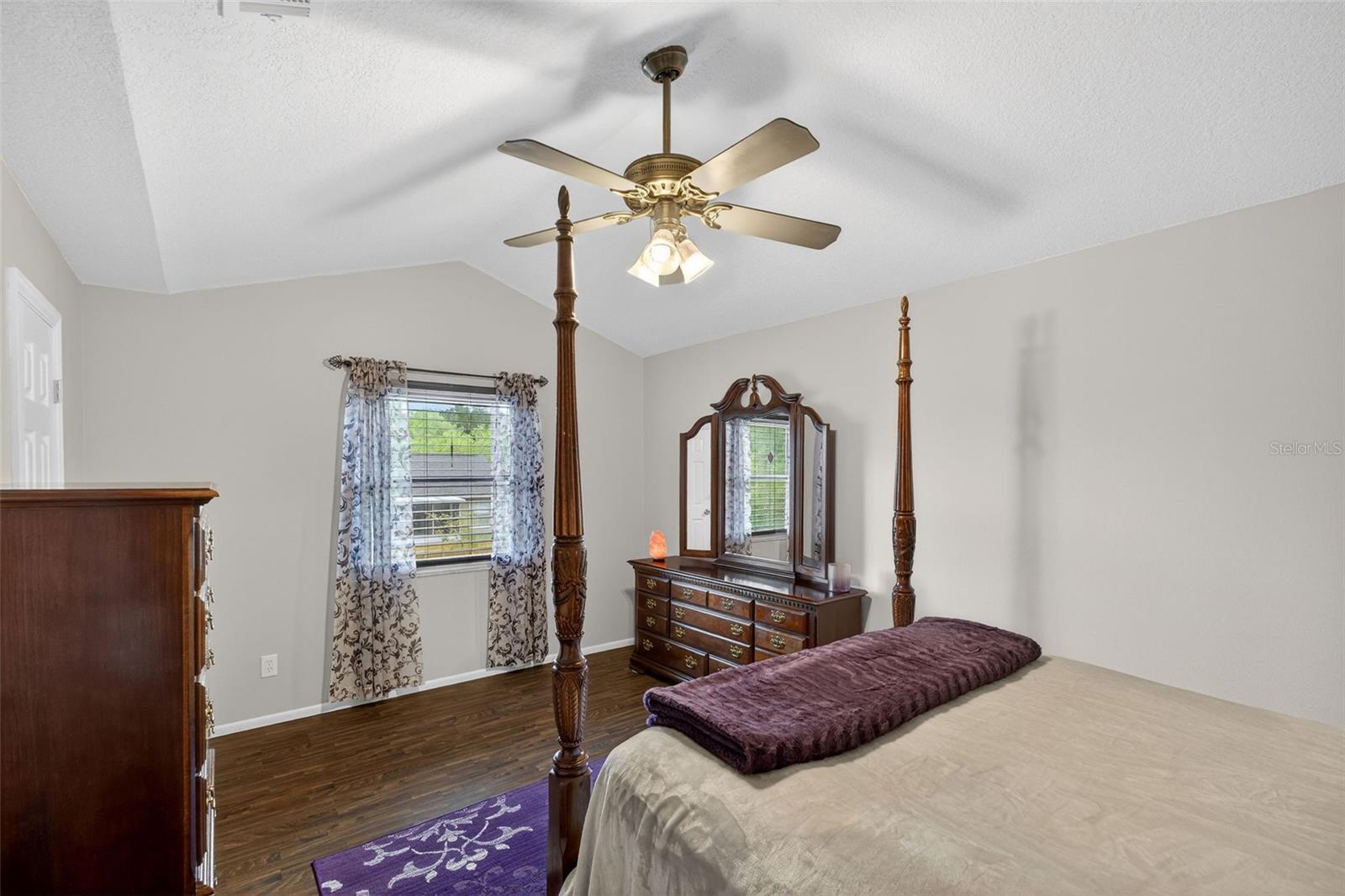 Image 10 of 44 For 1007 Conley Drive