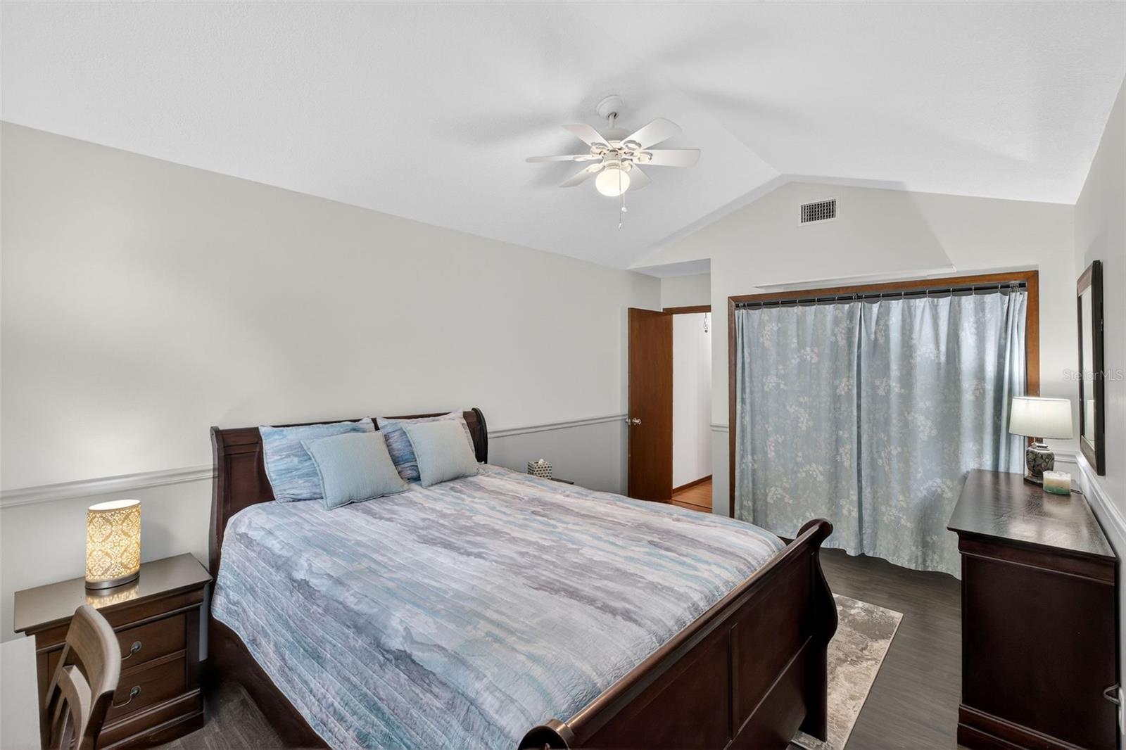 Image 14 of 44 For 1007 Conley Drive