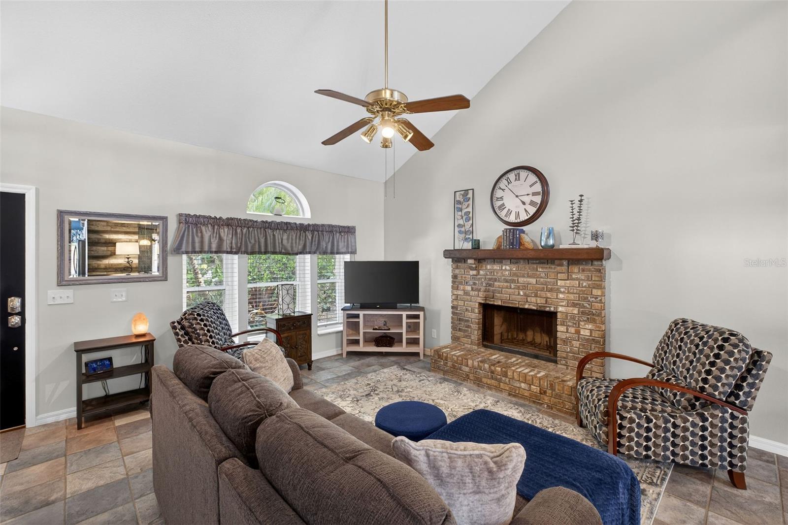 Image 24 of 44 For 1007 Conley Drive