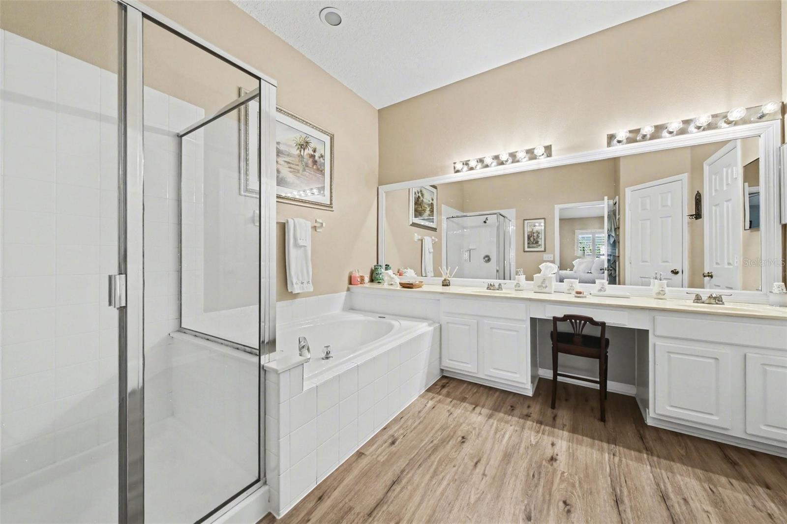 Image 16 of 29 For 1823 Laurel Brook Loop