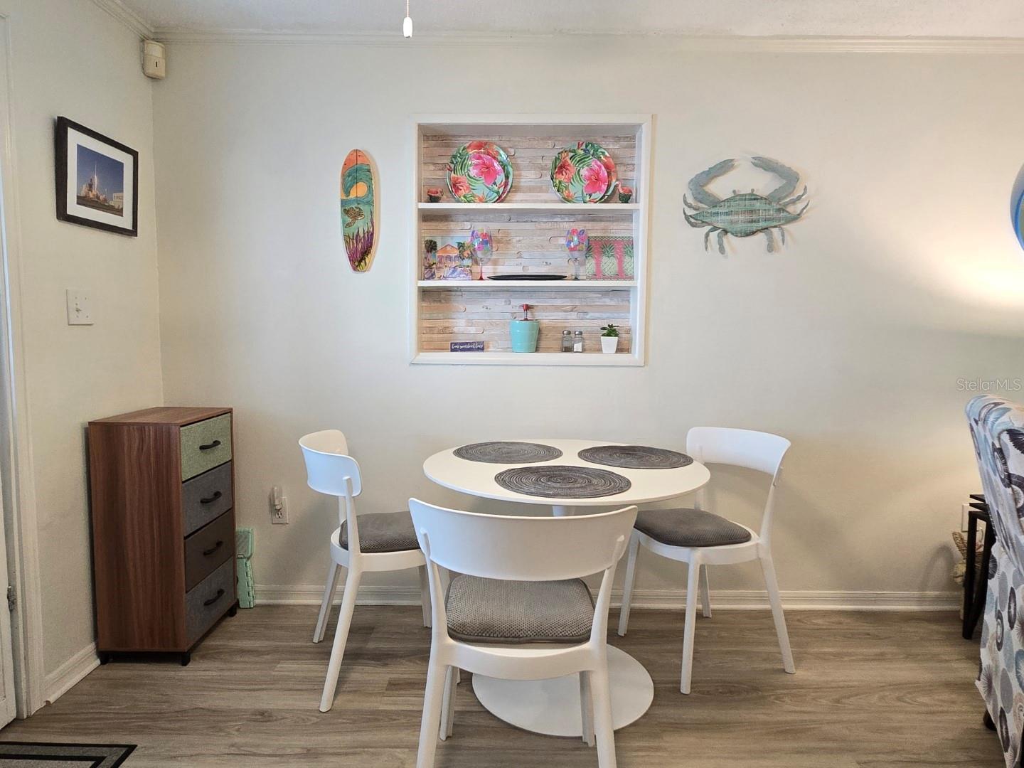 Image 22 of 42 For 7605 Ridgewood Avenue 11-1