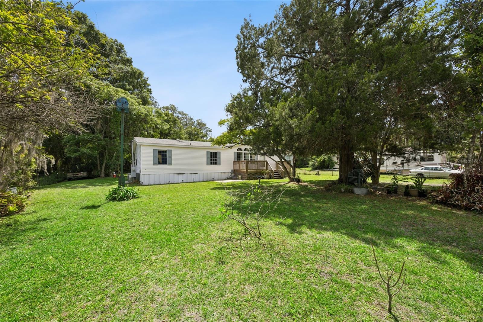 Image 22 of 35 For 25412 Mathew Street