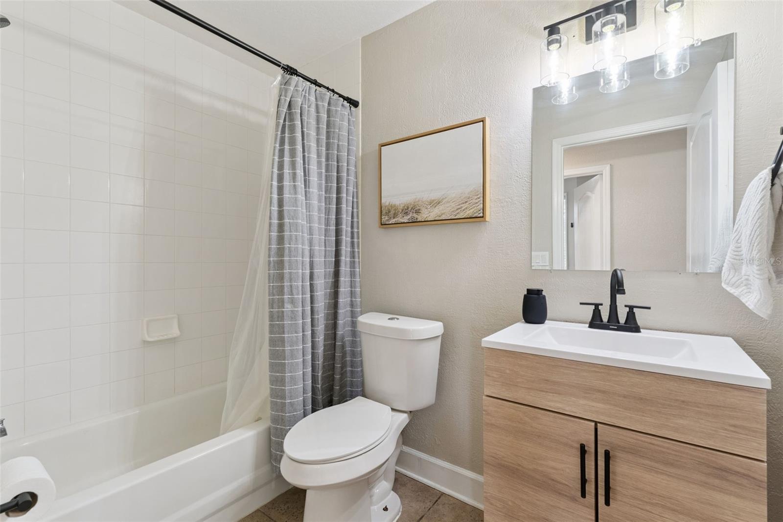 Image 21 of 51 For 1443 Crocus Court