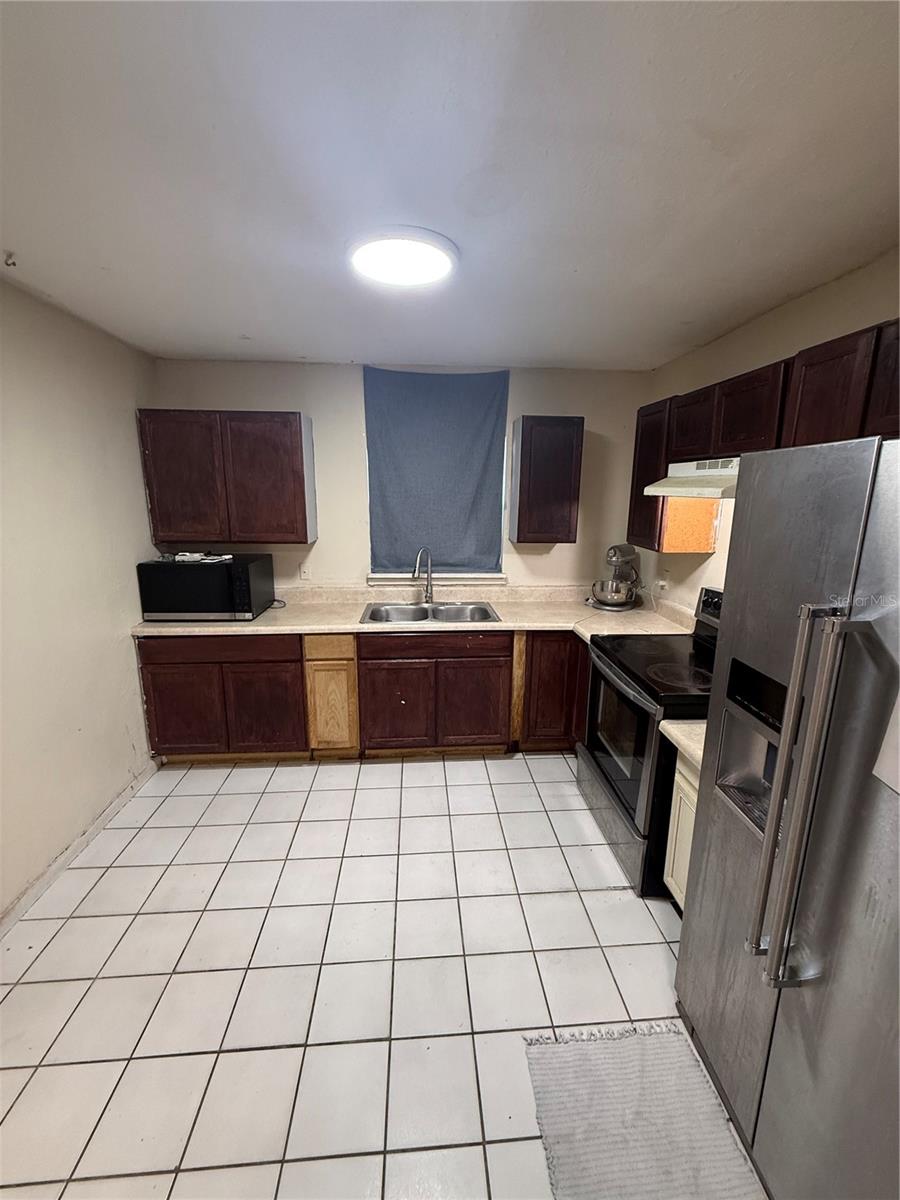 Image 4 of 13 For 504 Normandale Avenue