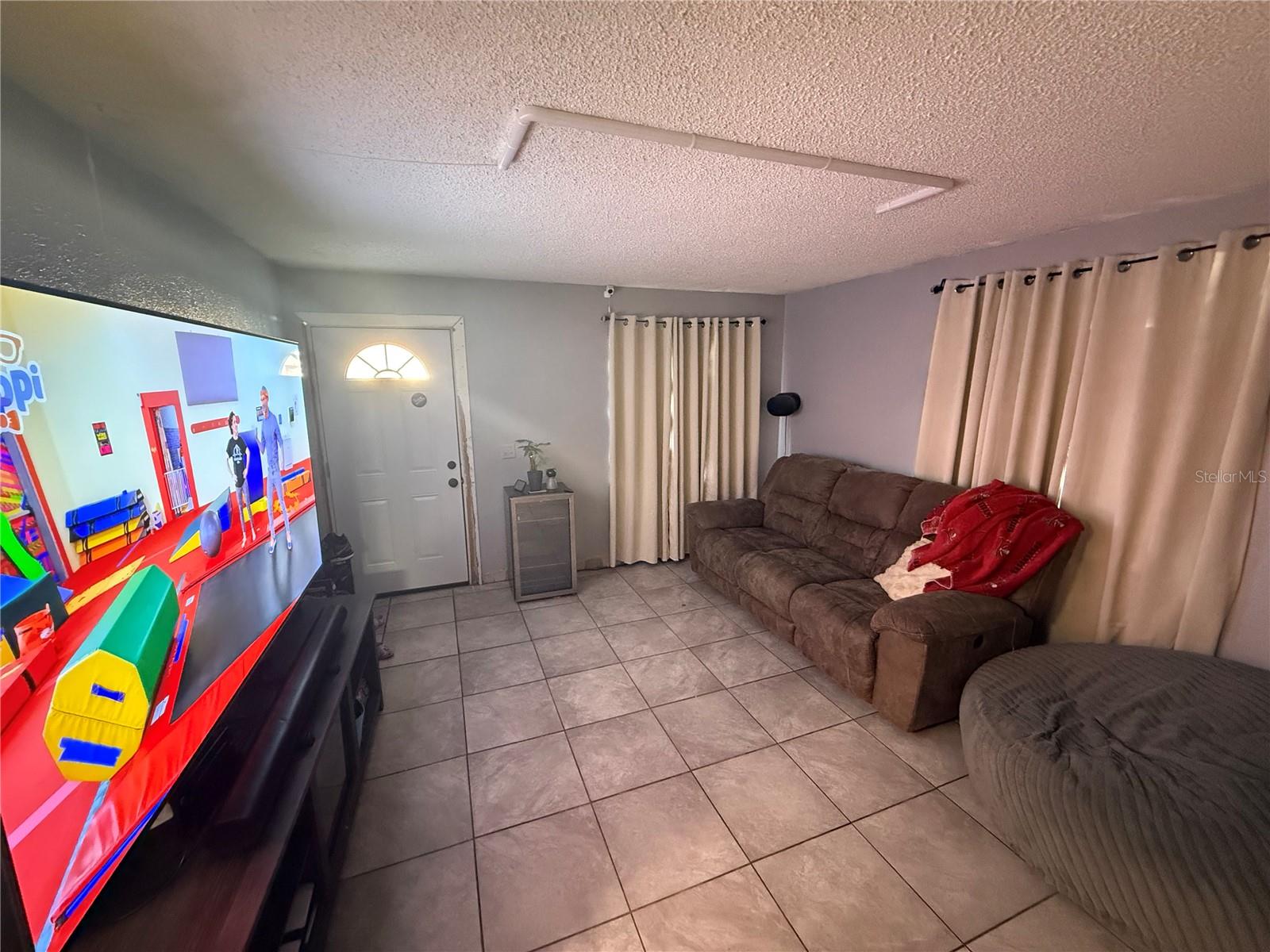 Image 9 of 13 For 504 Normandale Avenue