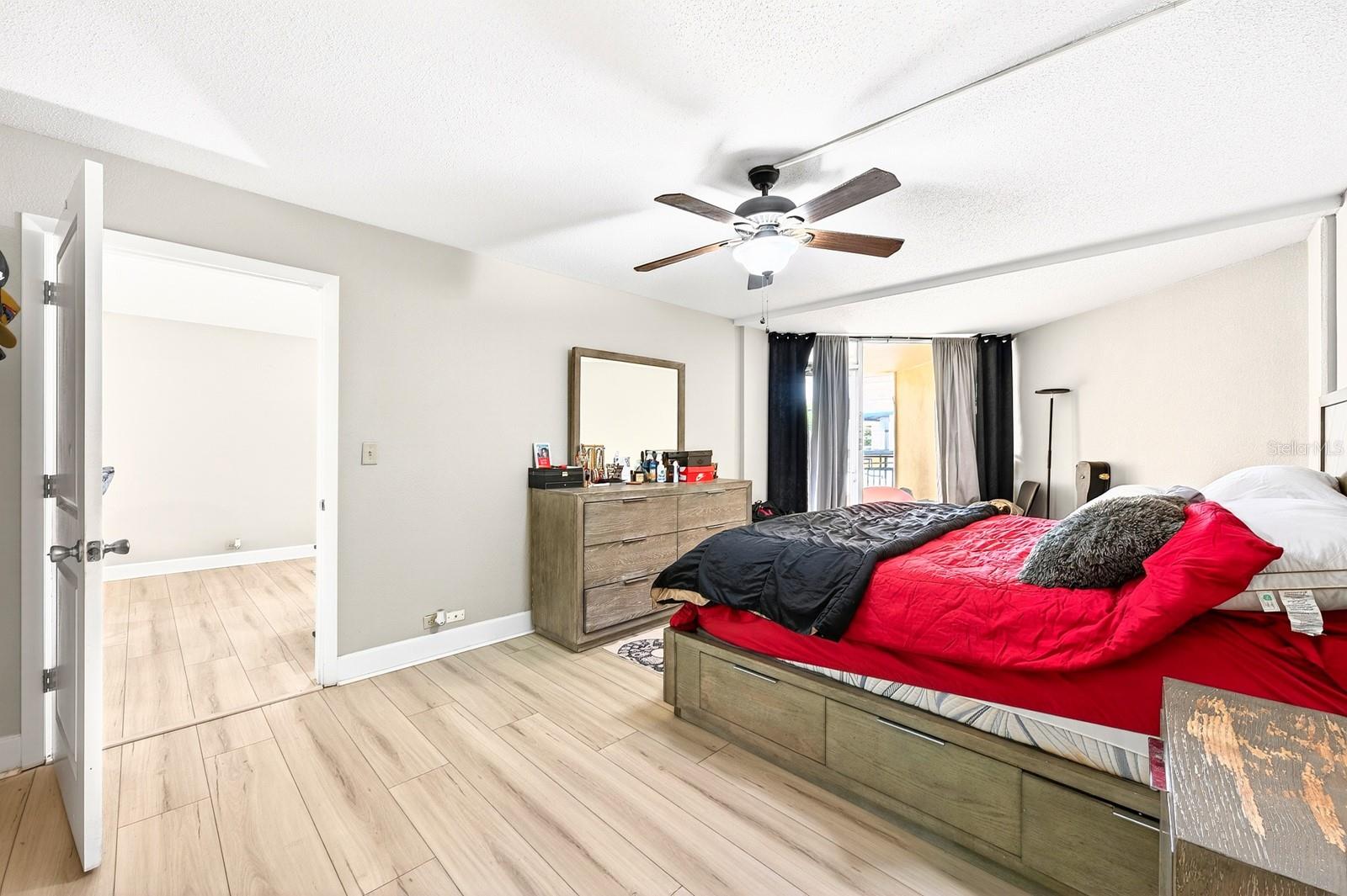 Image 10 of 33 For 151 Washington Street 218