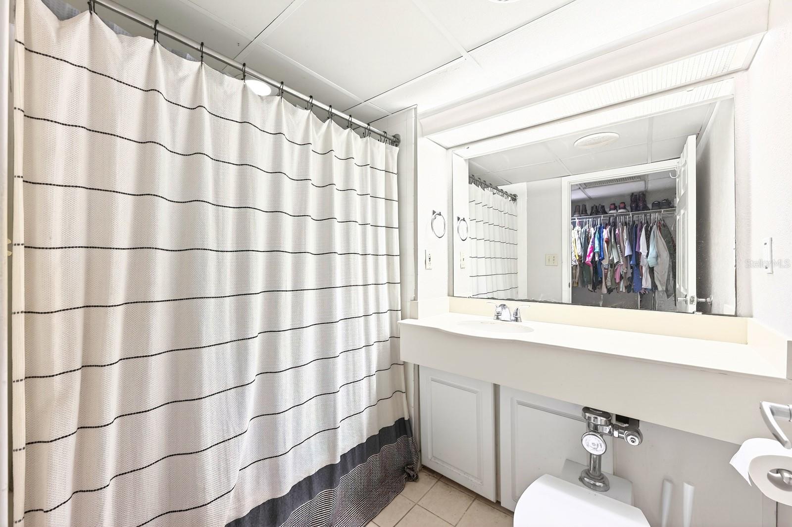 Image 12 of 33 For 151 Washington Street 218