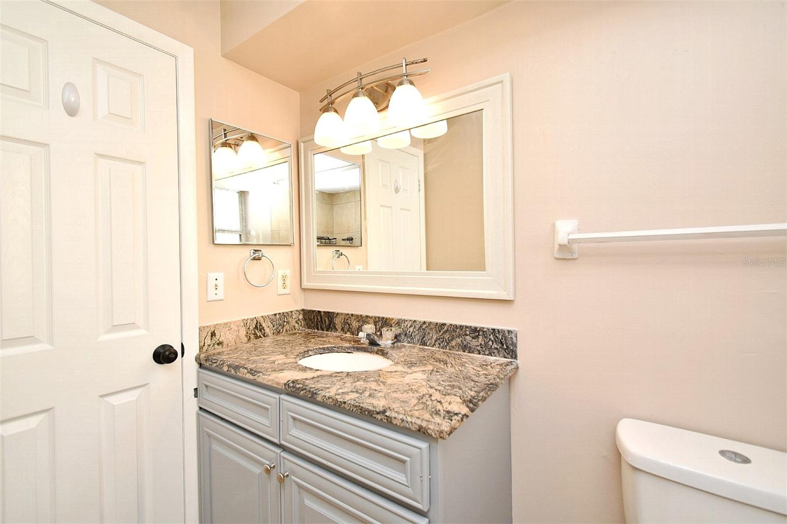 Image 10 of 20 For 121 Lori Anne Lane 121