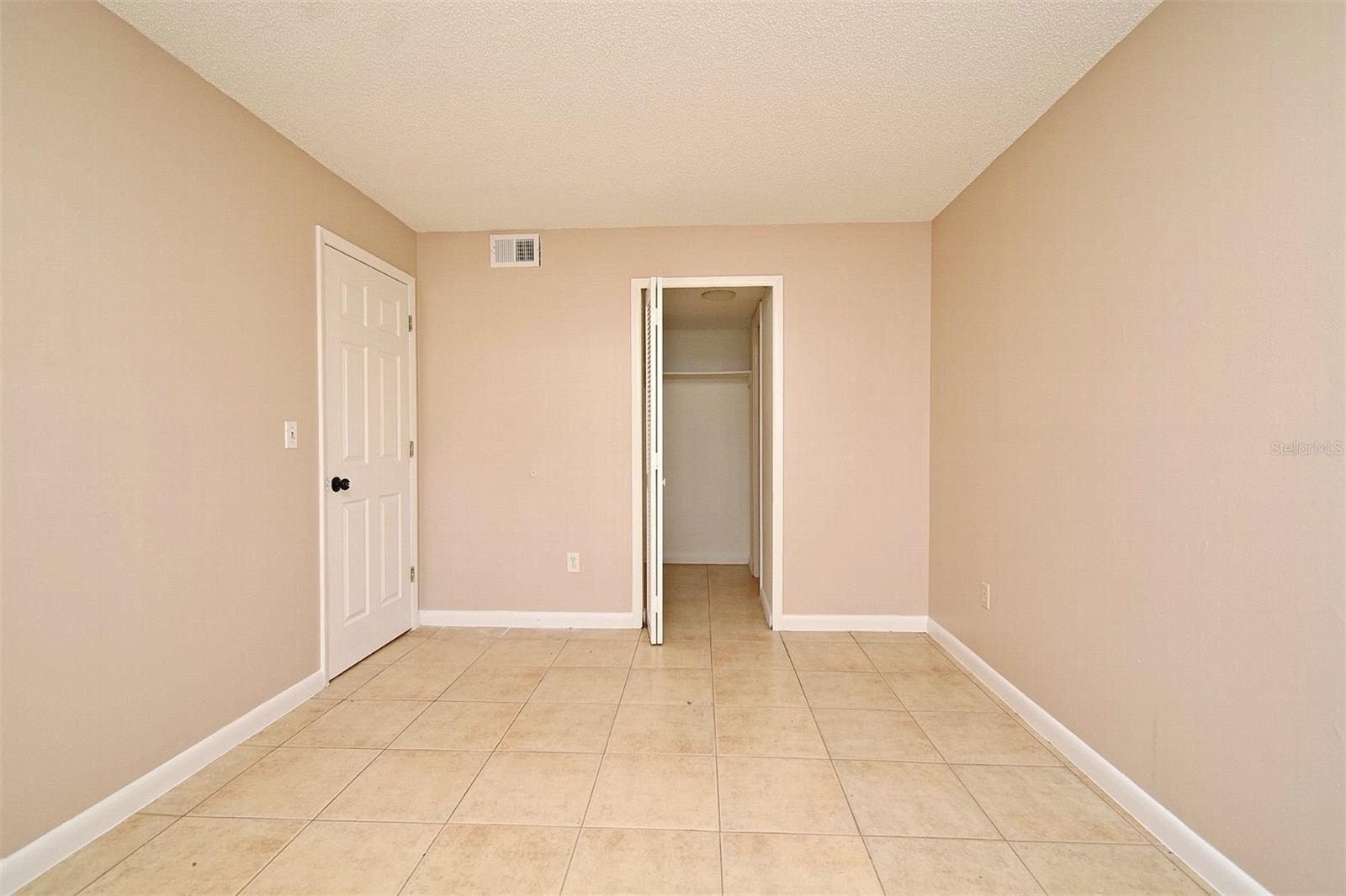 Image 15 of 20 For 121 Lori Anne Lane 121