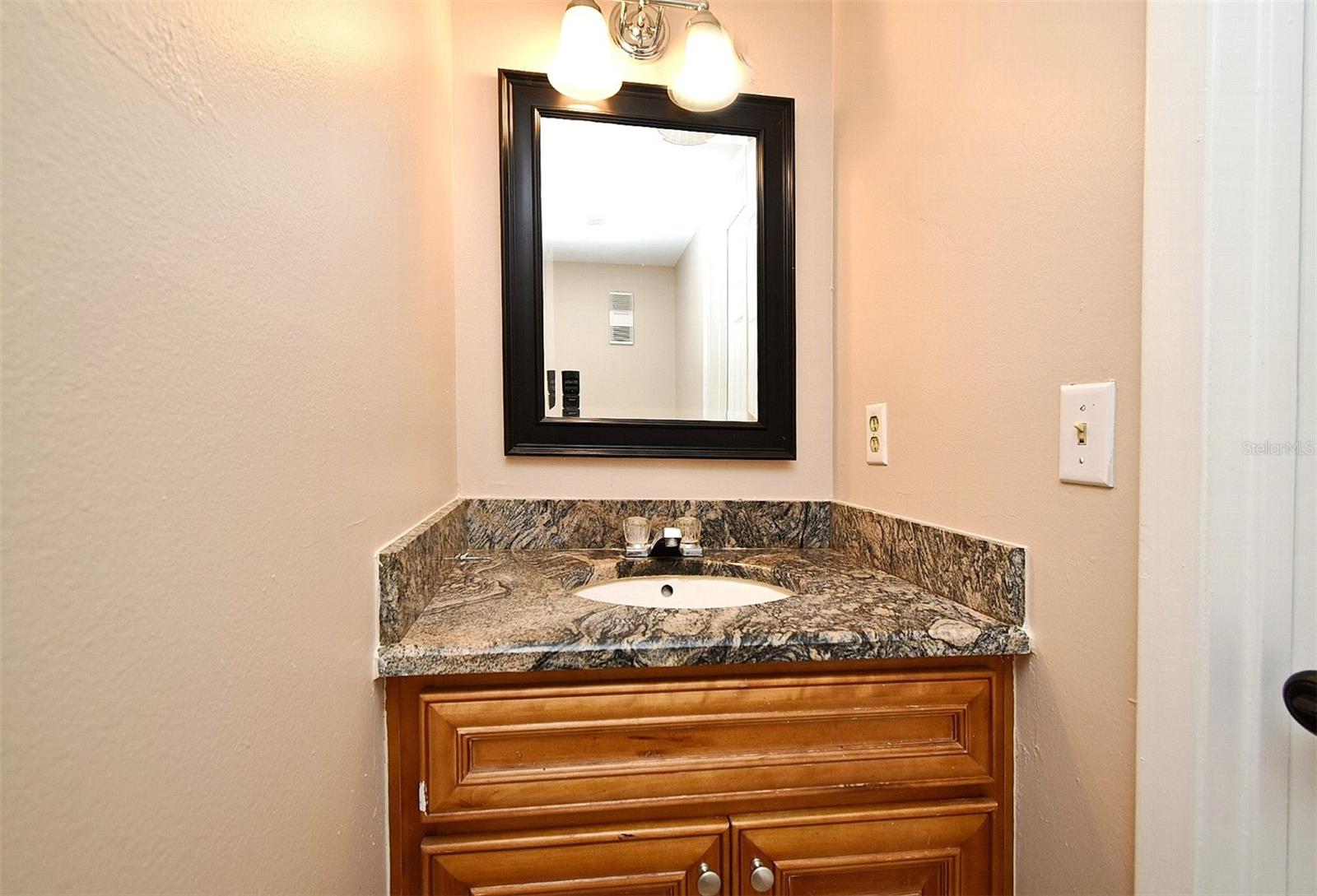 Image 18 of 20 For 121 Lori Anne Lane 121