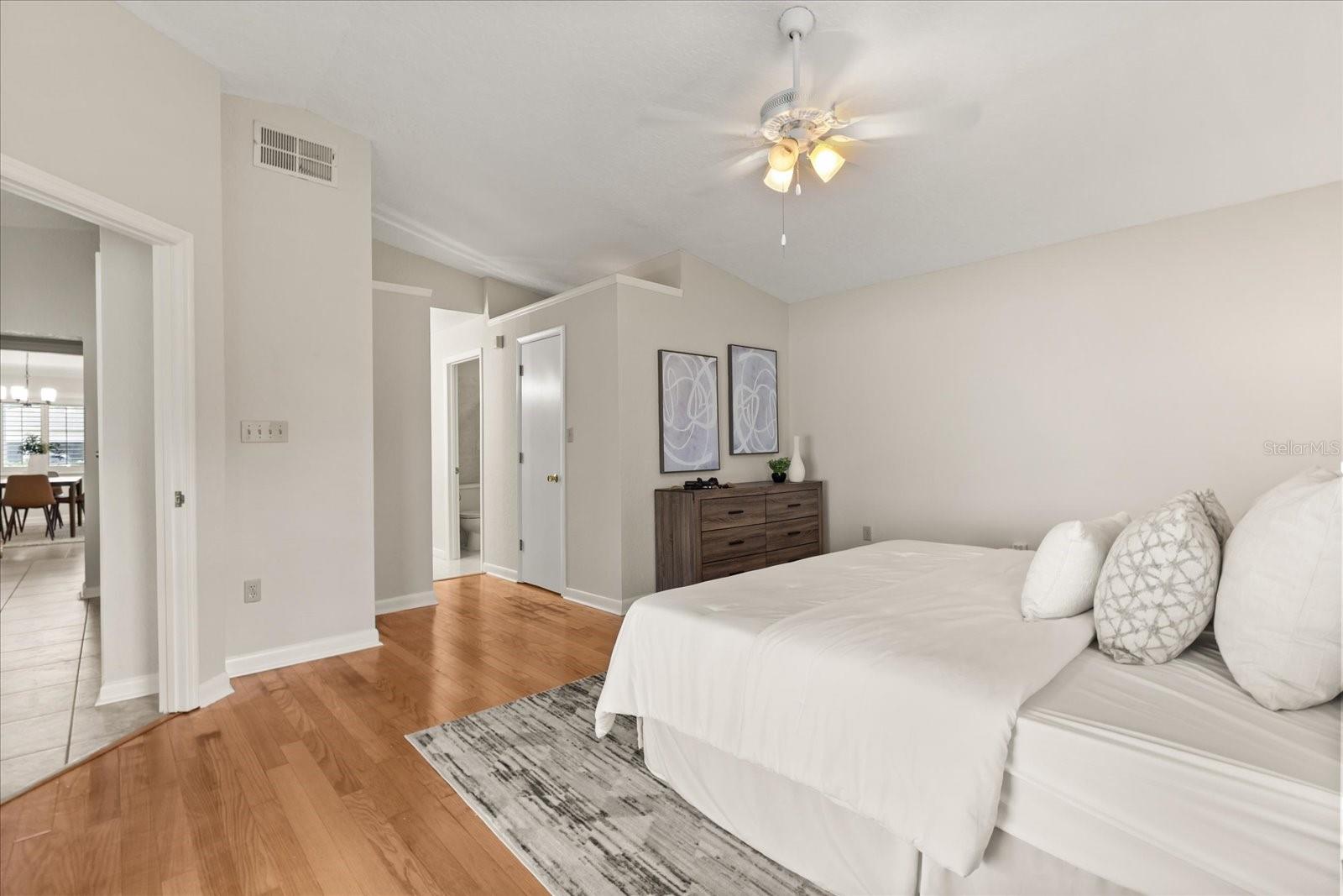 Image 19 of 33 For 404 Hazel Court