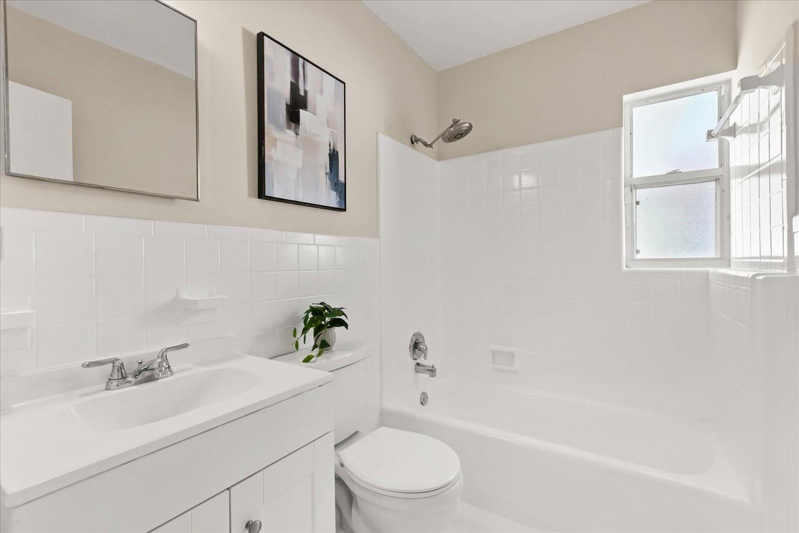 Image 24 of 33 For 404 Hazel Court