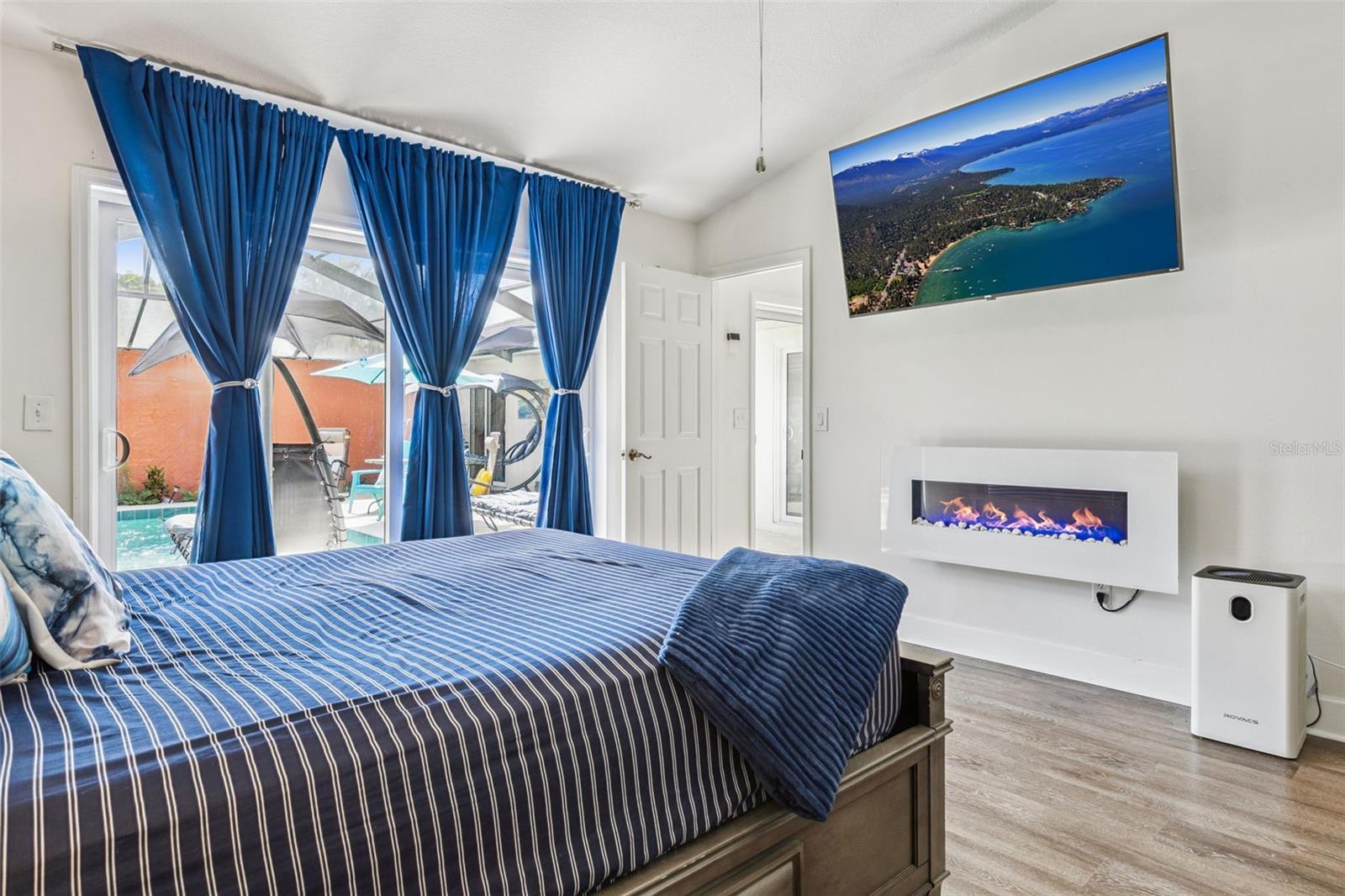 Image 21 of 39 For 4946 Samoa Circle 4c