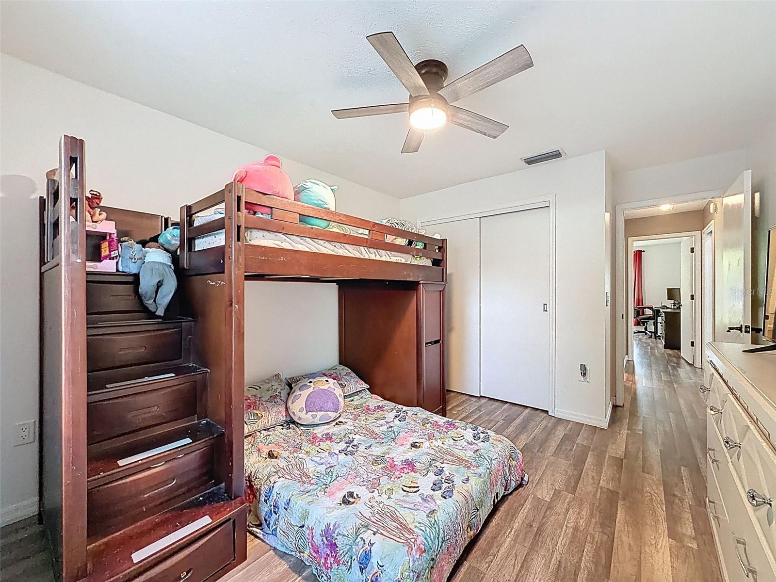 Image 34 of 52 For 4752 Meadowsweet Court