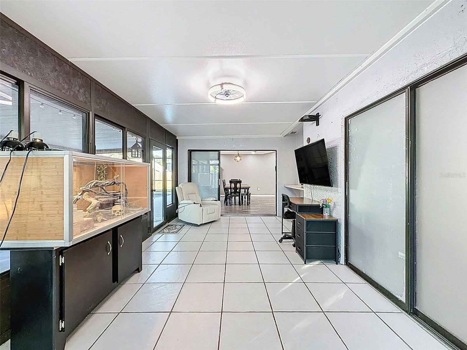 Image 36 of 52 For 4752 Meadowsweet Court