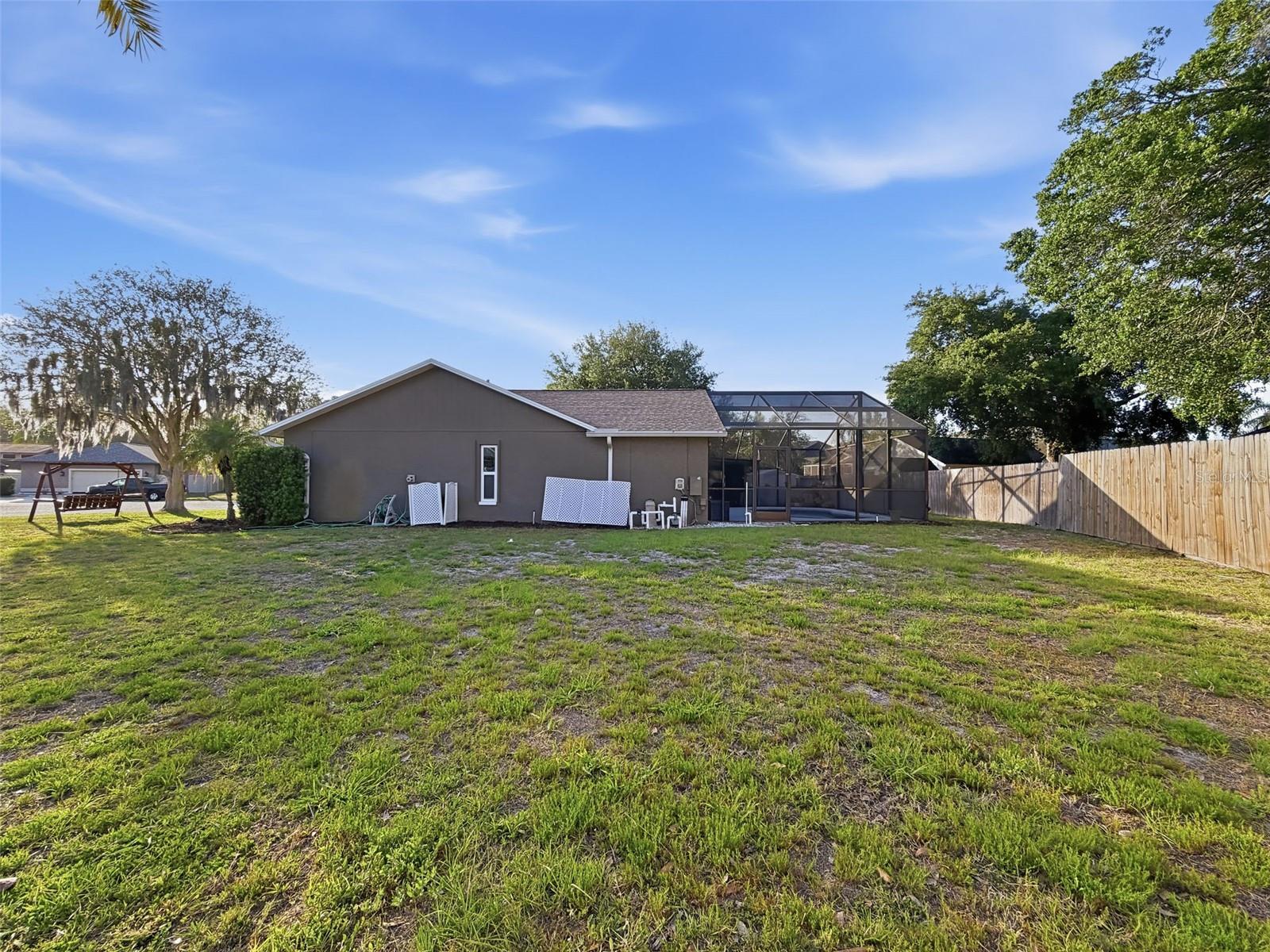 Image 44 of 52 For 4752 Meadowsweet Court