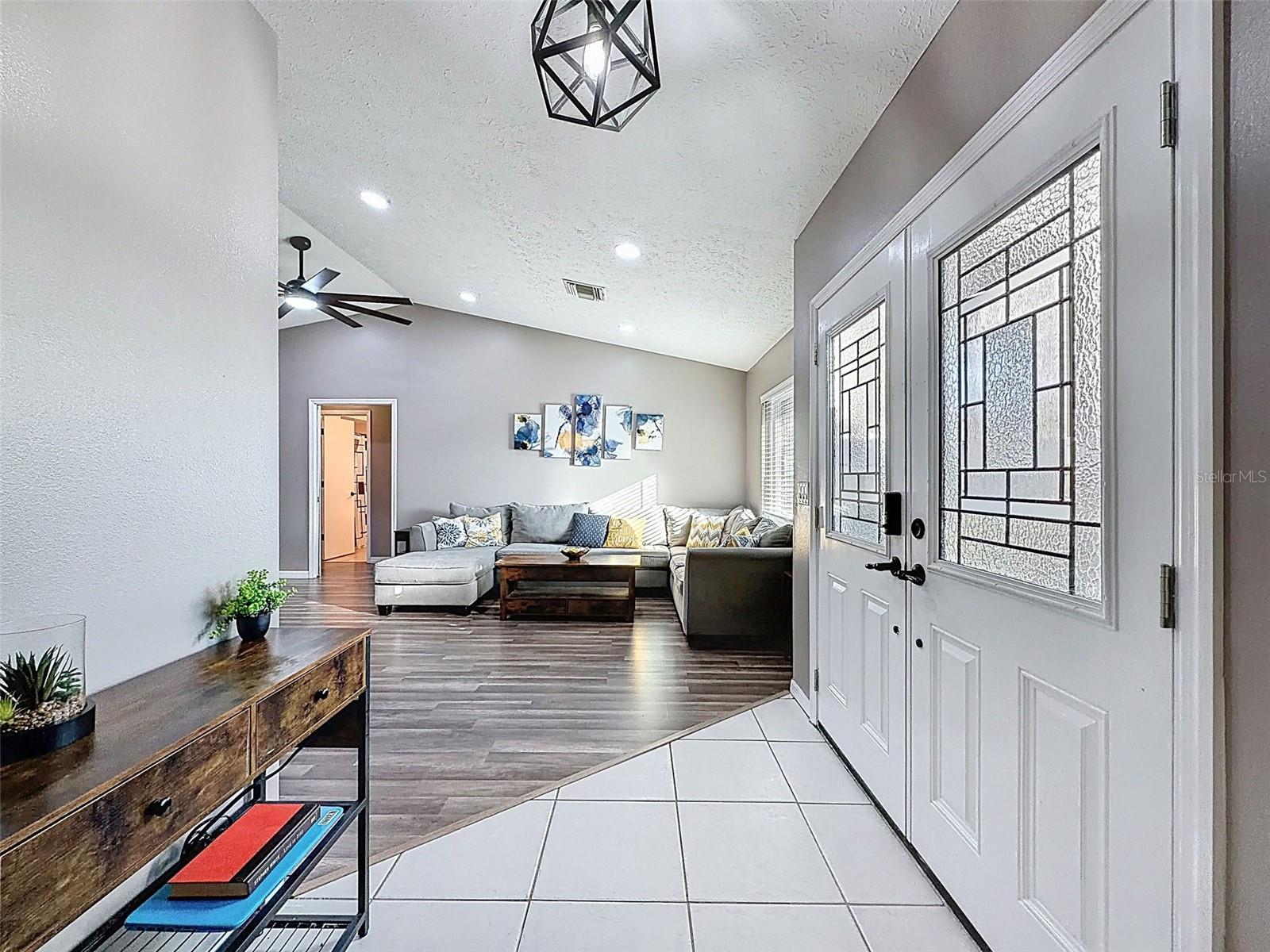 Image 5 of 52 For 4752 Meadowsweet Court