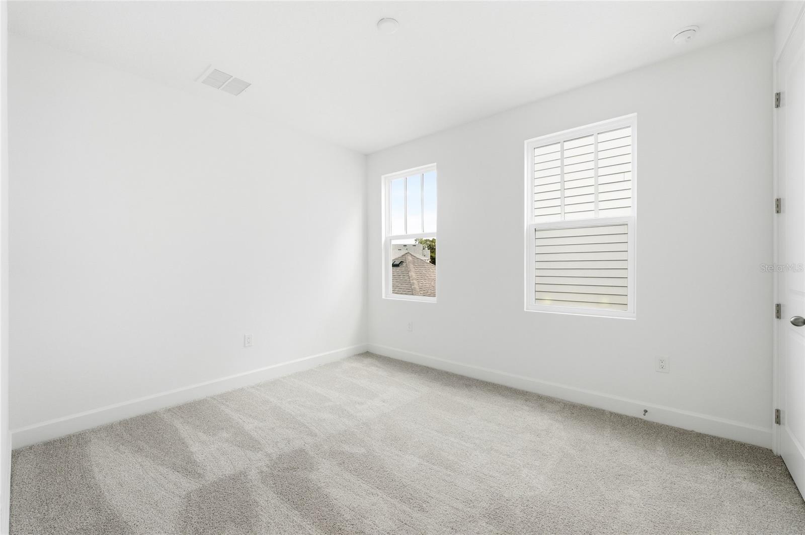 Image 22 of 30 For 1981 Beach Terrace