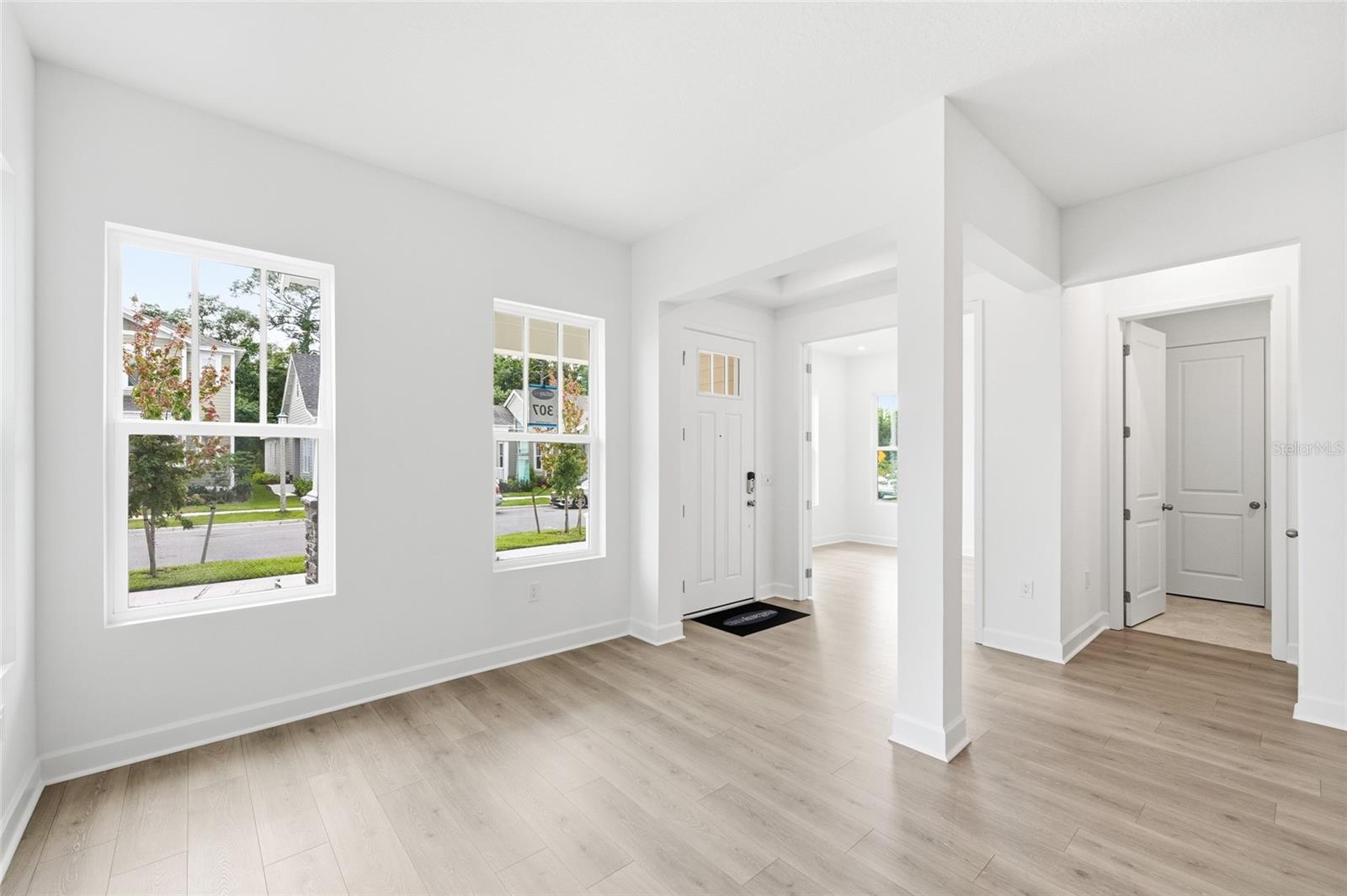 Image 4 of 30 For 1981 Beach Terrace