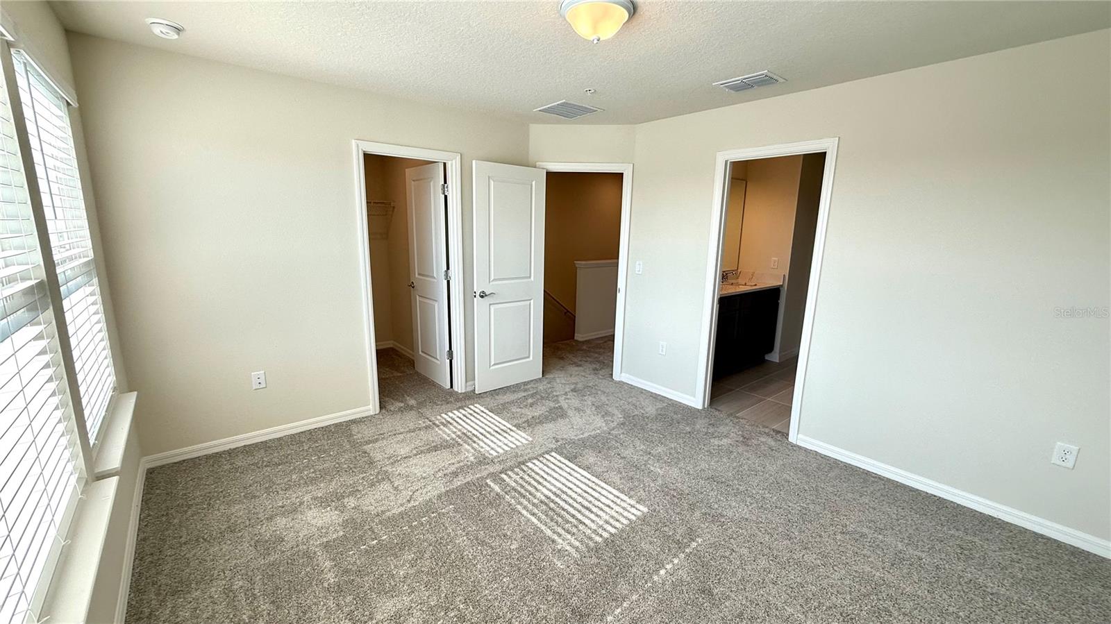 Image 15 of 35 For 4576 Maple Waltz Alley