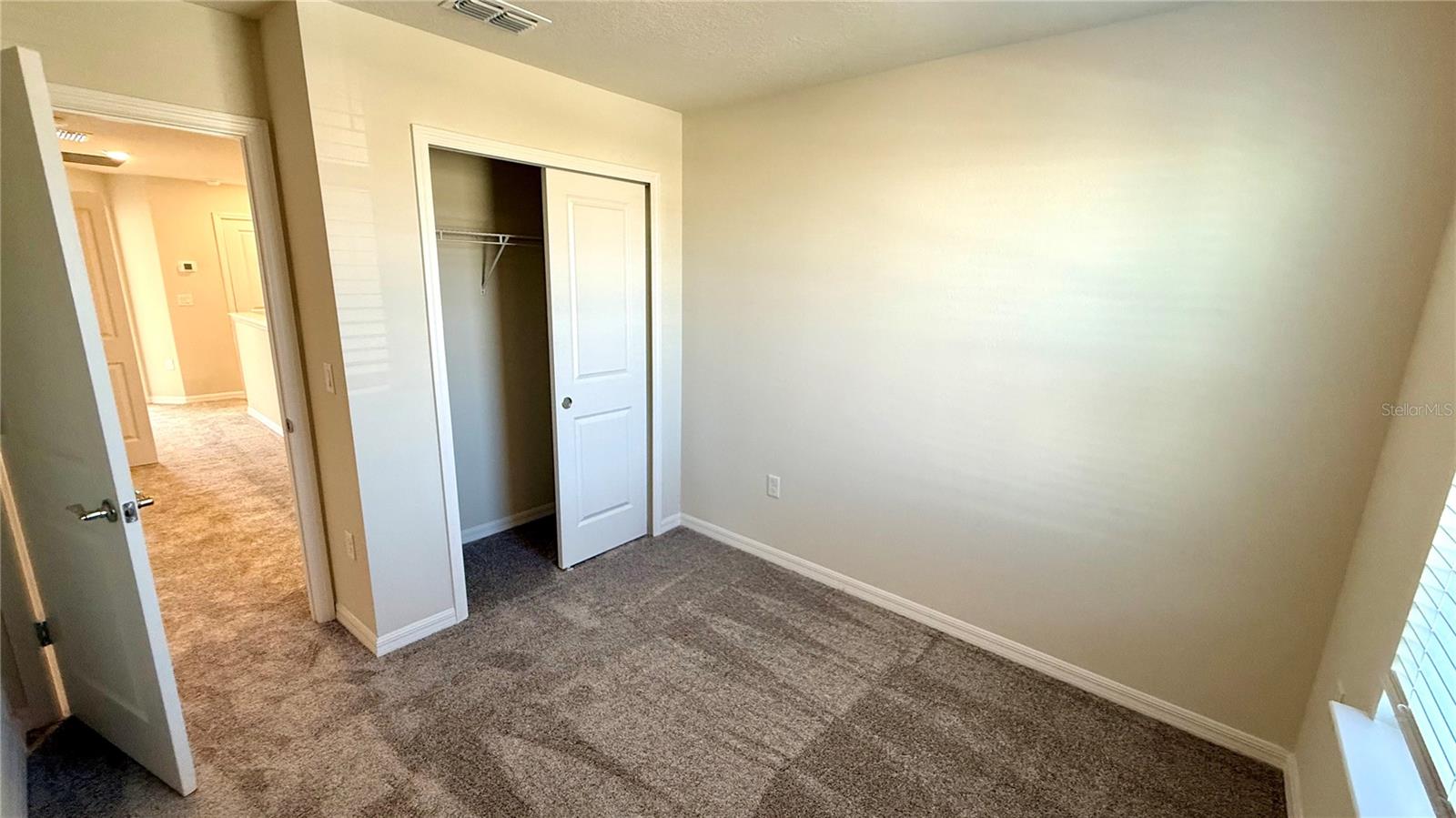 Image 24 of 35 For 4576 Maple Waltz Alley