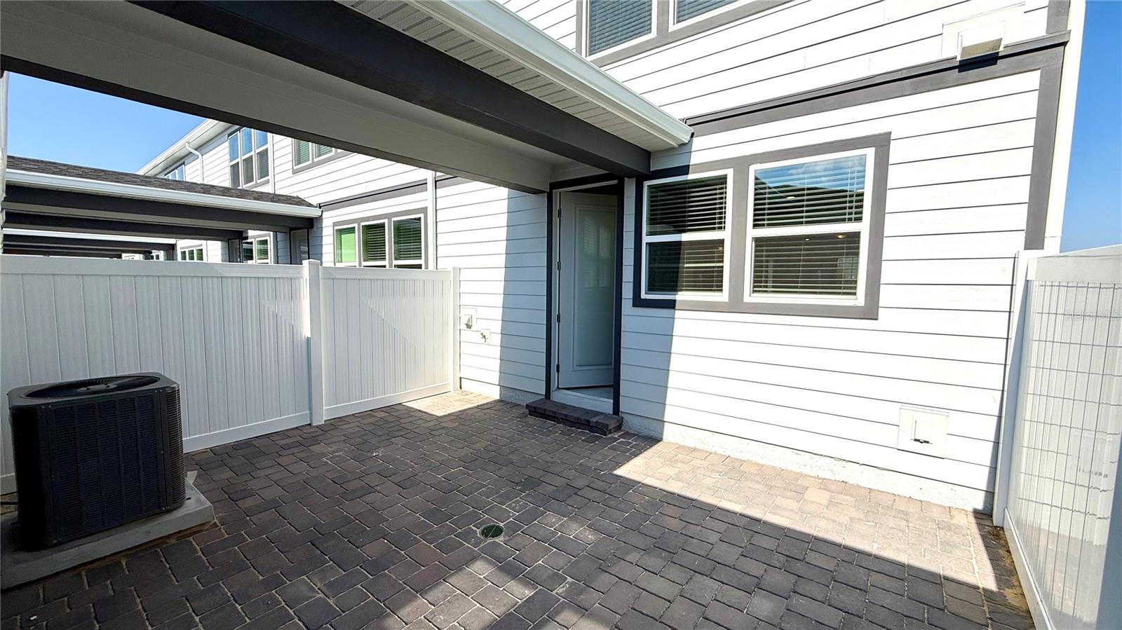 Image 27 of 35 For 4576 Maple Waltz Alley