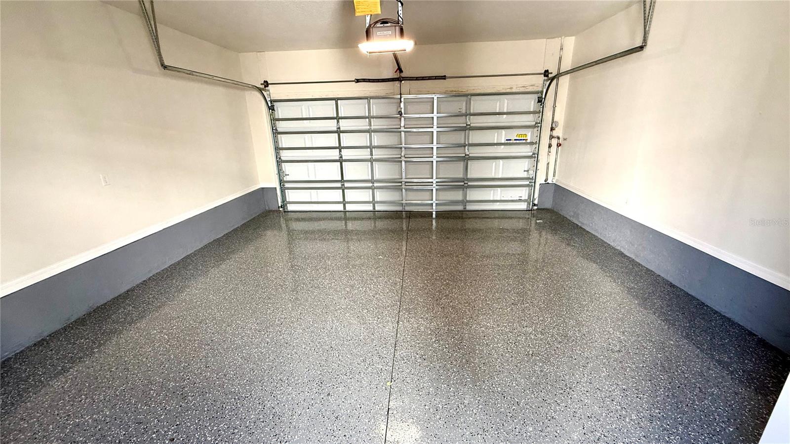 Image 28 of 35 For 4576 Maple Waltz Alley