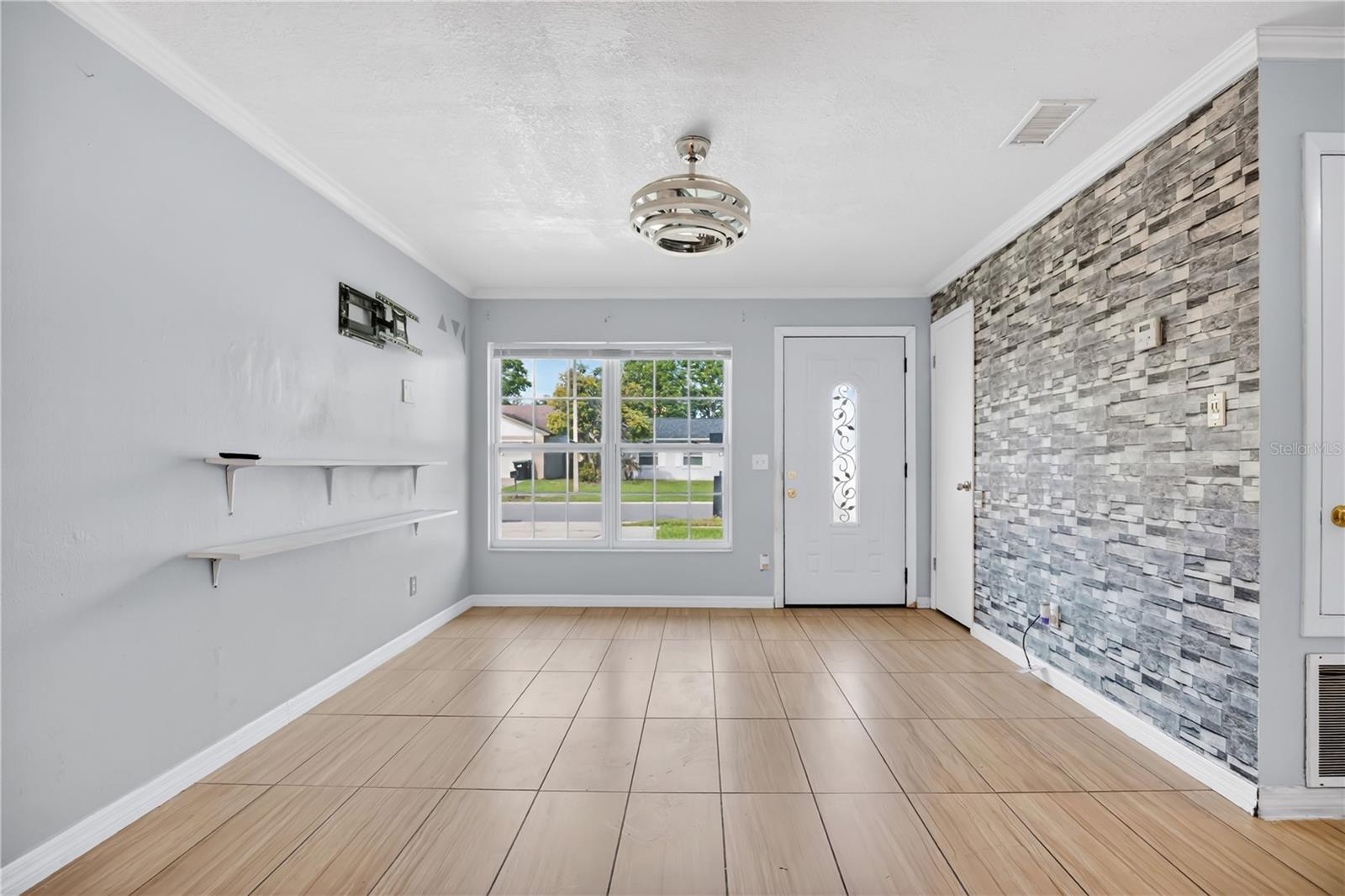 Image 6 of 32 For 3810 Beachman Drive