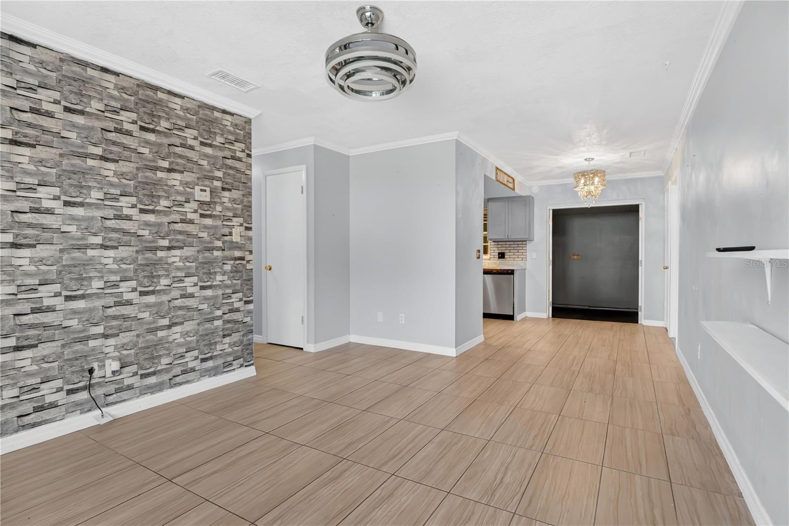 Image 7 of 32 For 3810 Beachman Drive