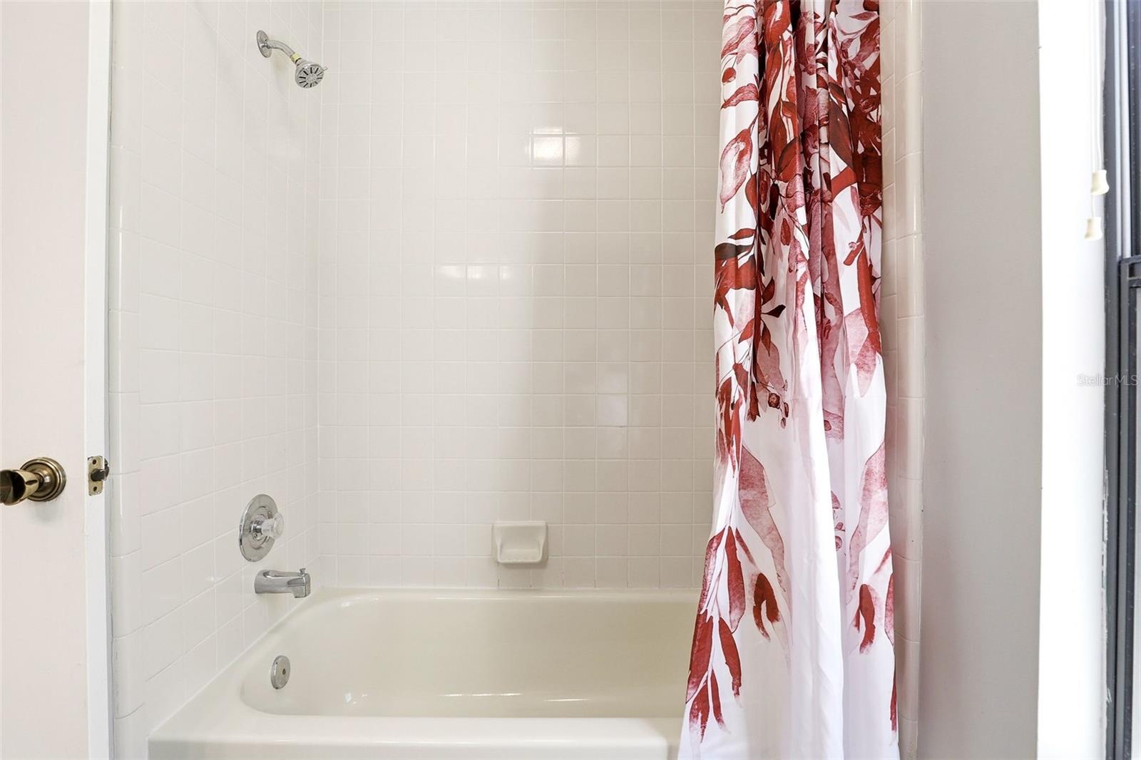 Image 23 of 30 For 1027 Hornbeam Street