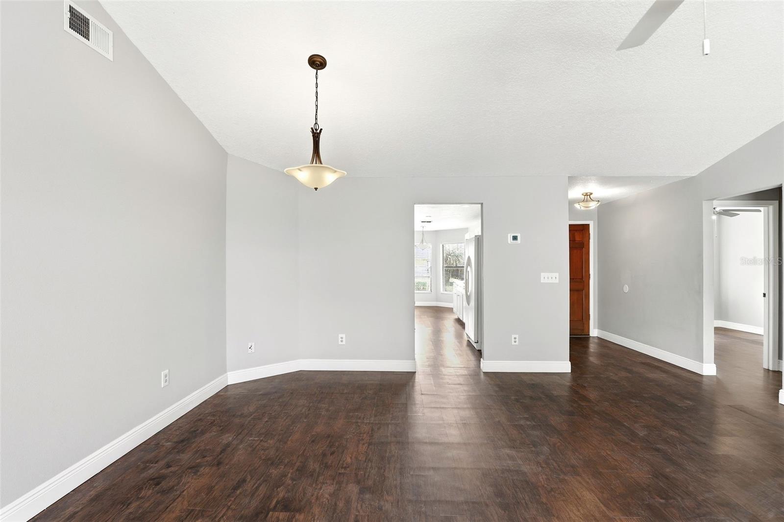 Image 8 of 30 For 1027 Hornbeam Street