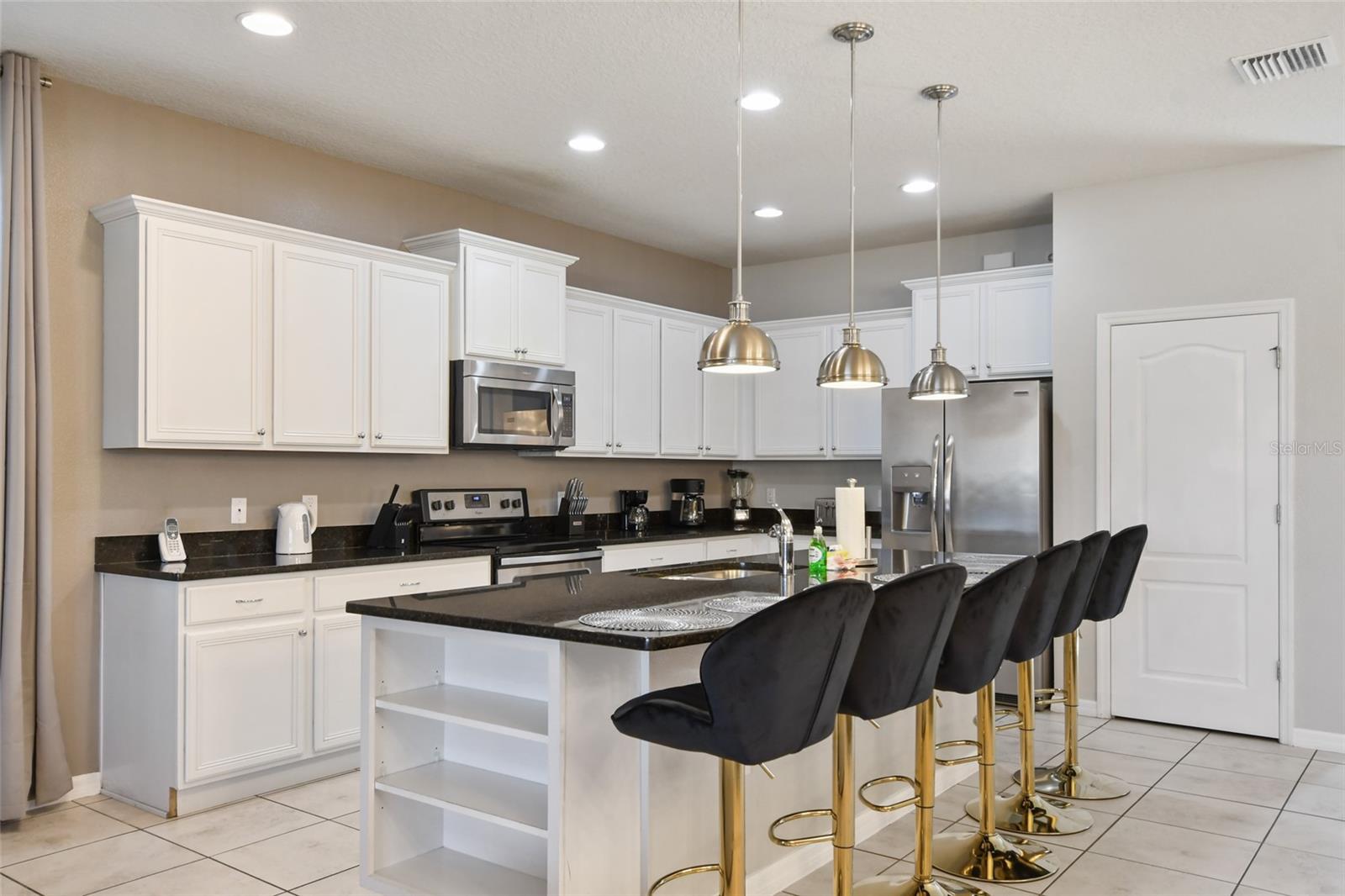 Image 10 of 65 For 8817 Rhodes Street