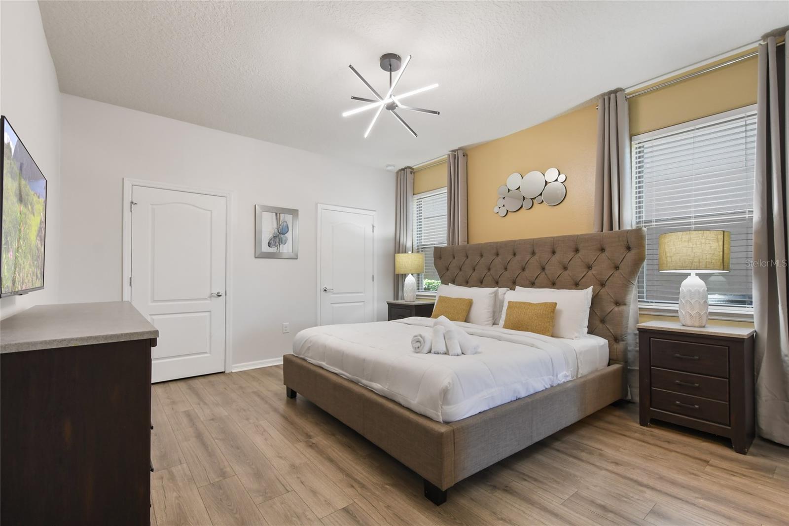 Image 15 of 65 For 8817 Rhodes Street