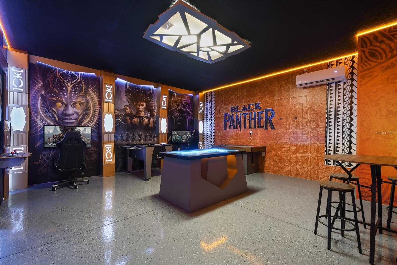 Image 22 of 65 For 8817 Rhodes Street