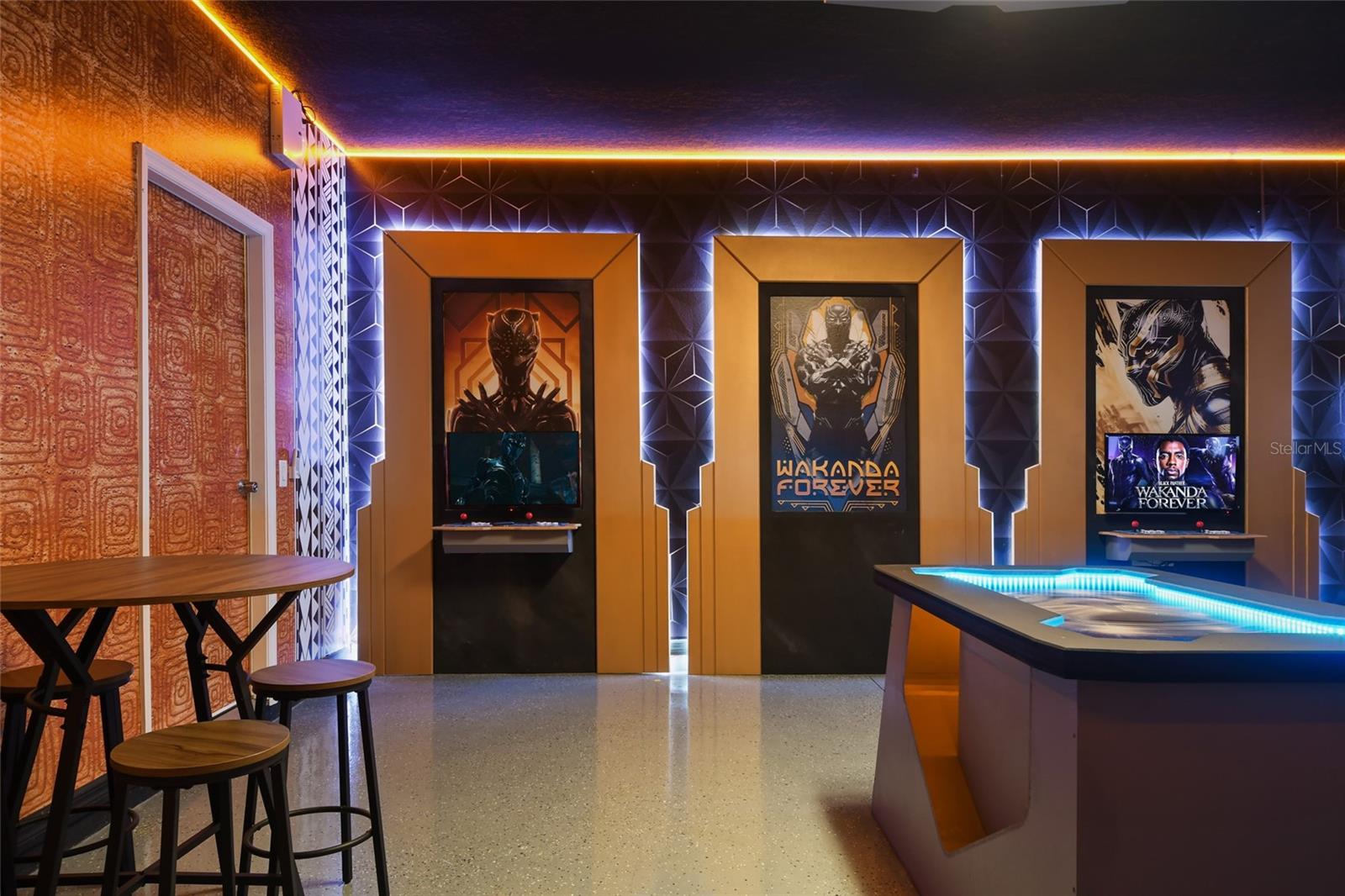 Image 25 of 65 For 8817 Rhodes Street