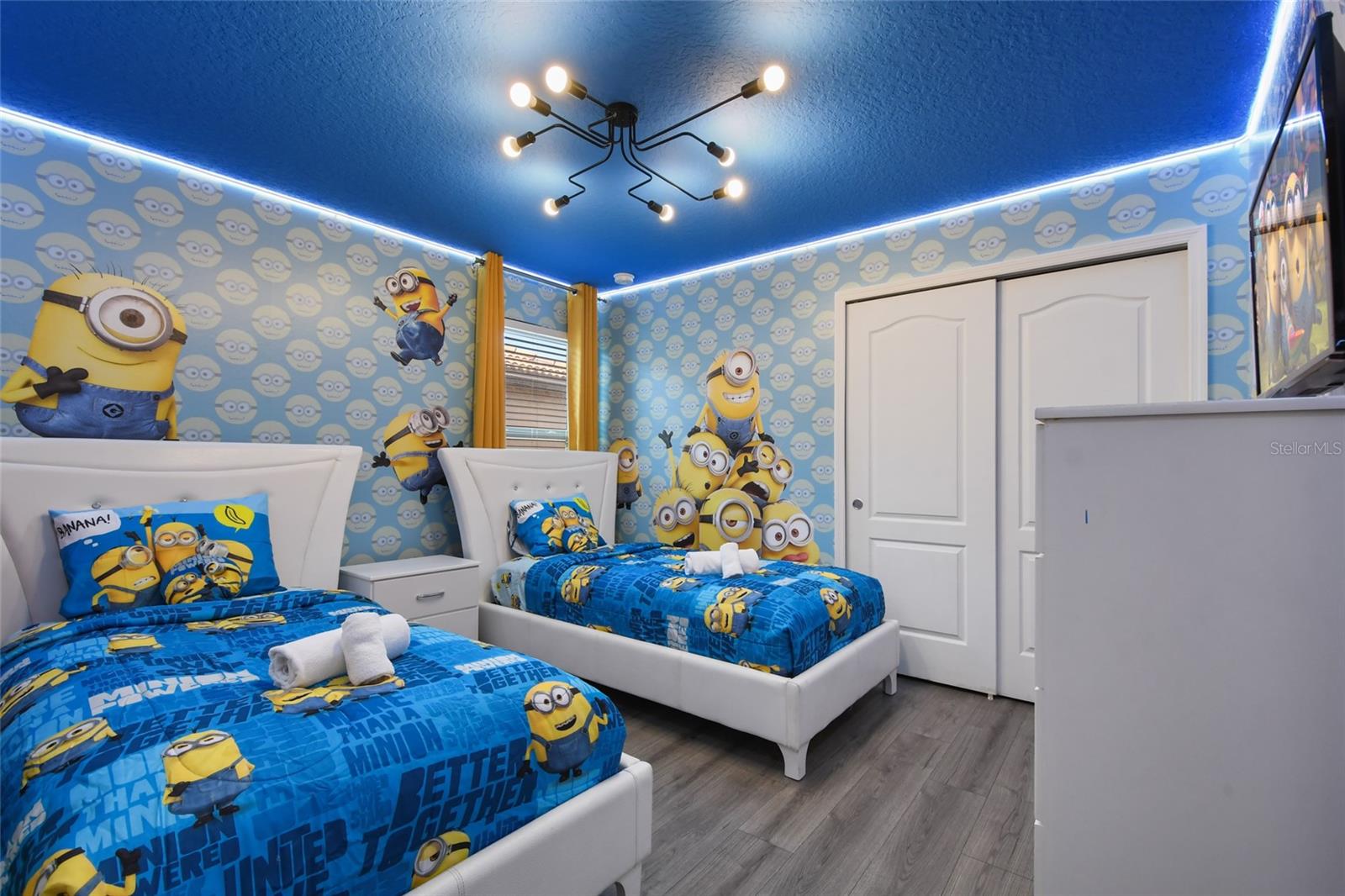 Image 53 of 65 For 8817 Rhodes Street