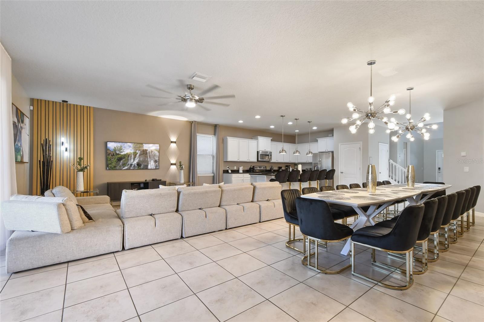 Image 7 of 65 For 8817 Rhodes Street