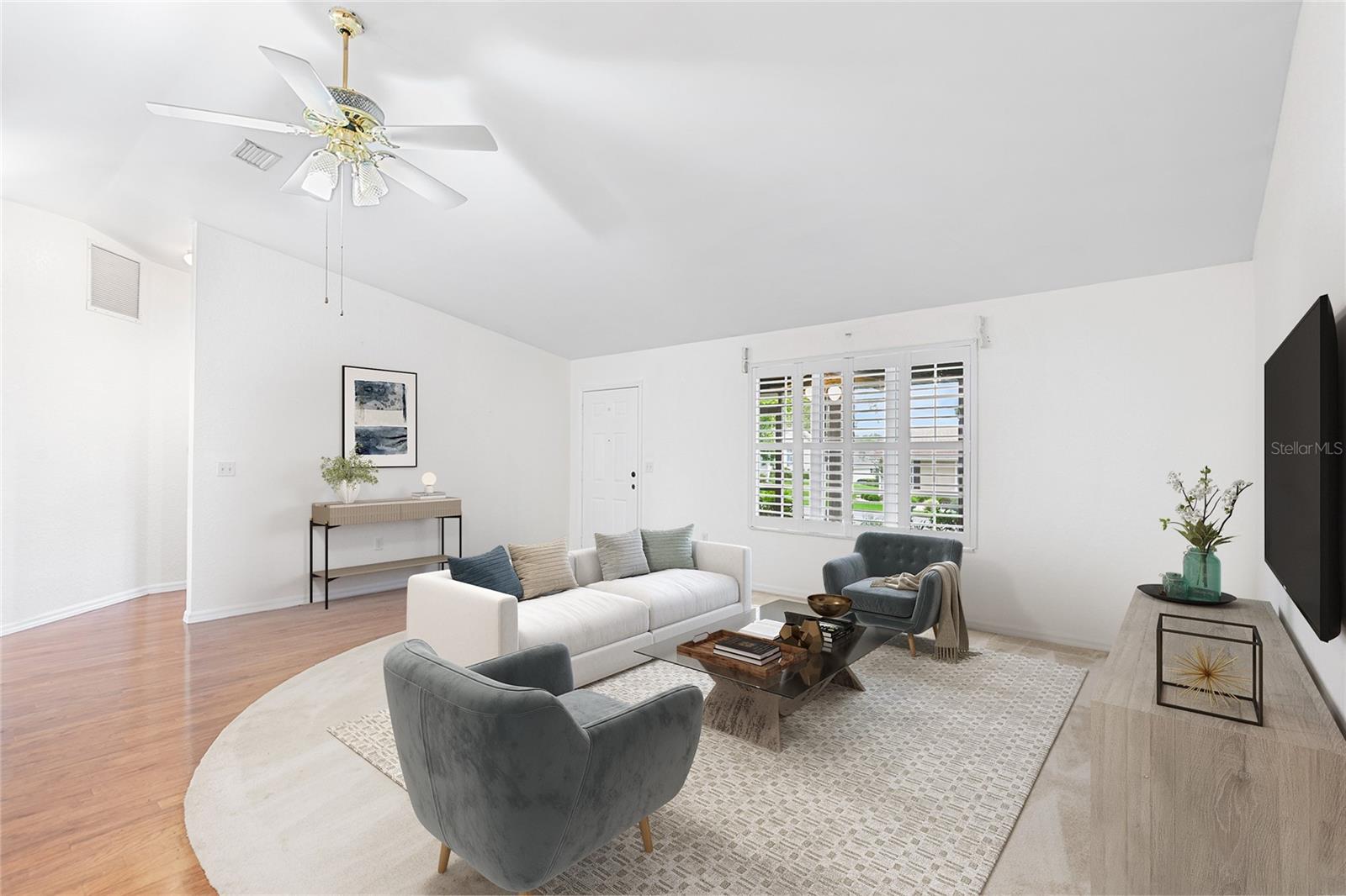 Image 3 of 14 For 8297 108th Loop