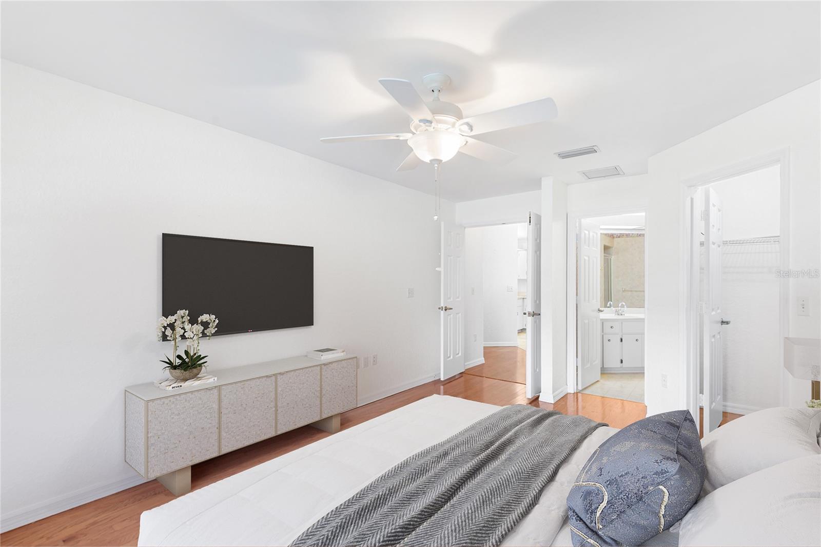 Image 8 of 14 For 8297 108th Loop