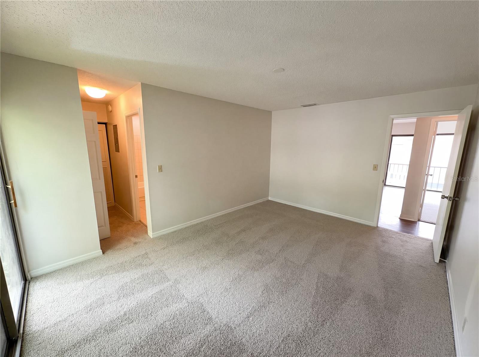 Image 11 of 24 For 240 Moree Loop 3